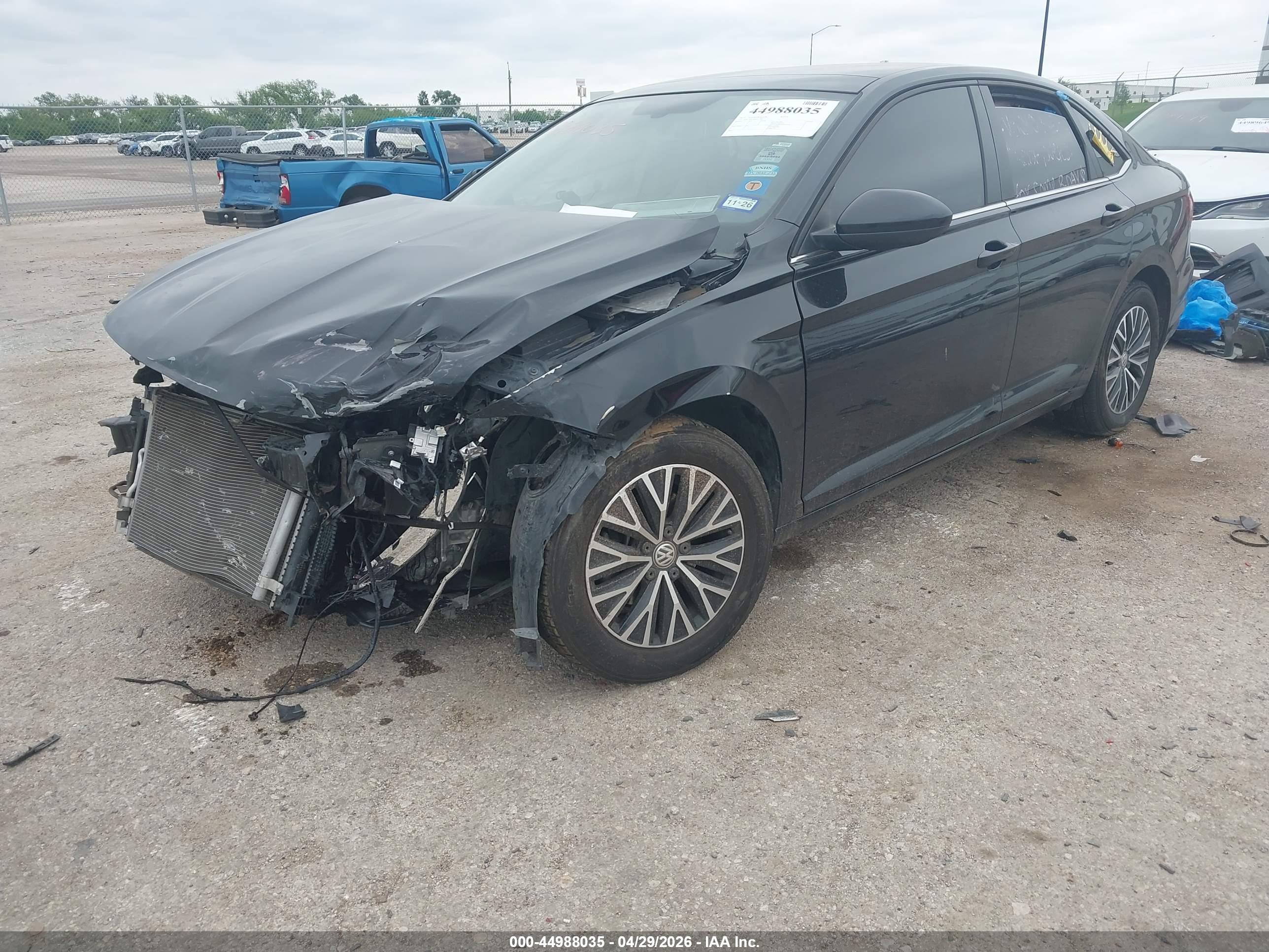 VOLKSWAGEN JETTA image 2