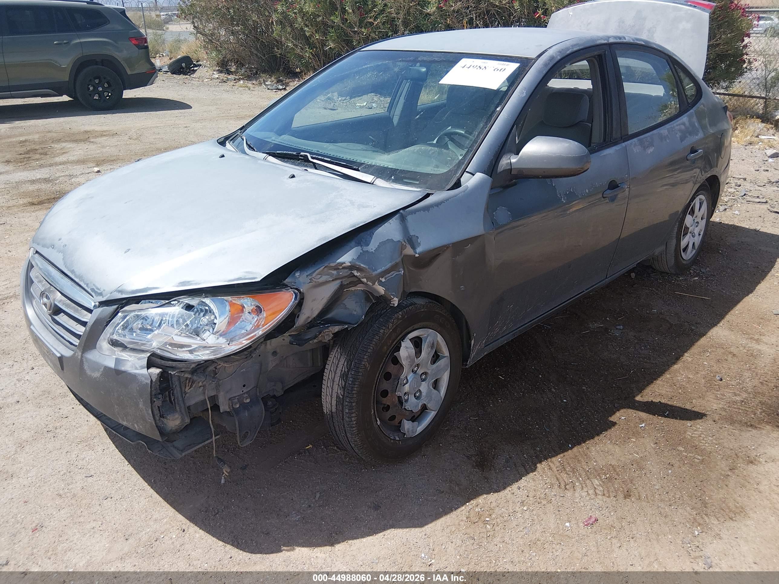 HYUNDAI ELANTRA image 2