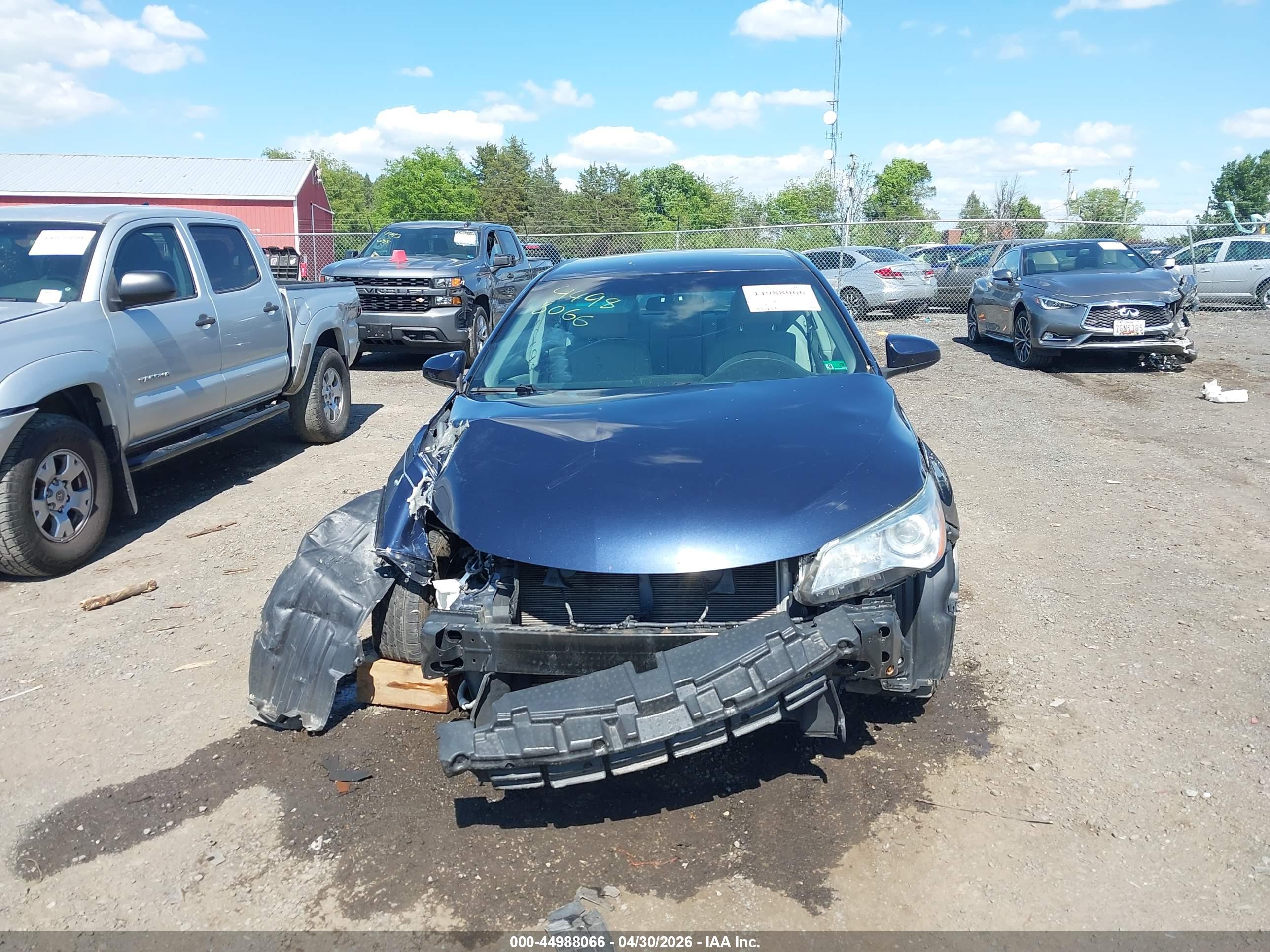TOYOTA CAMRY image 6
