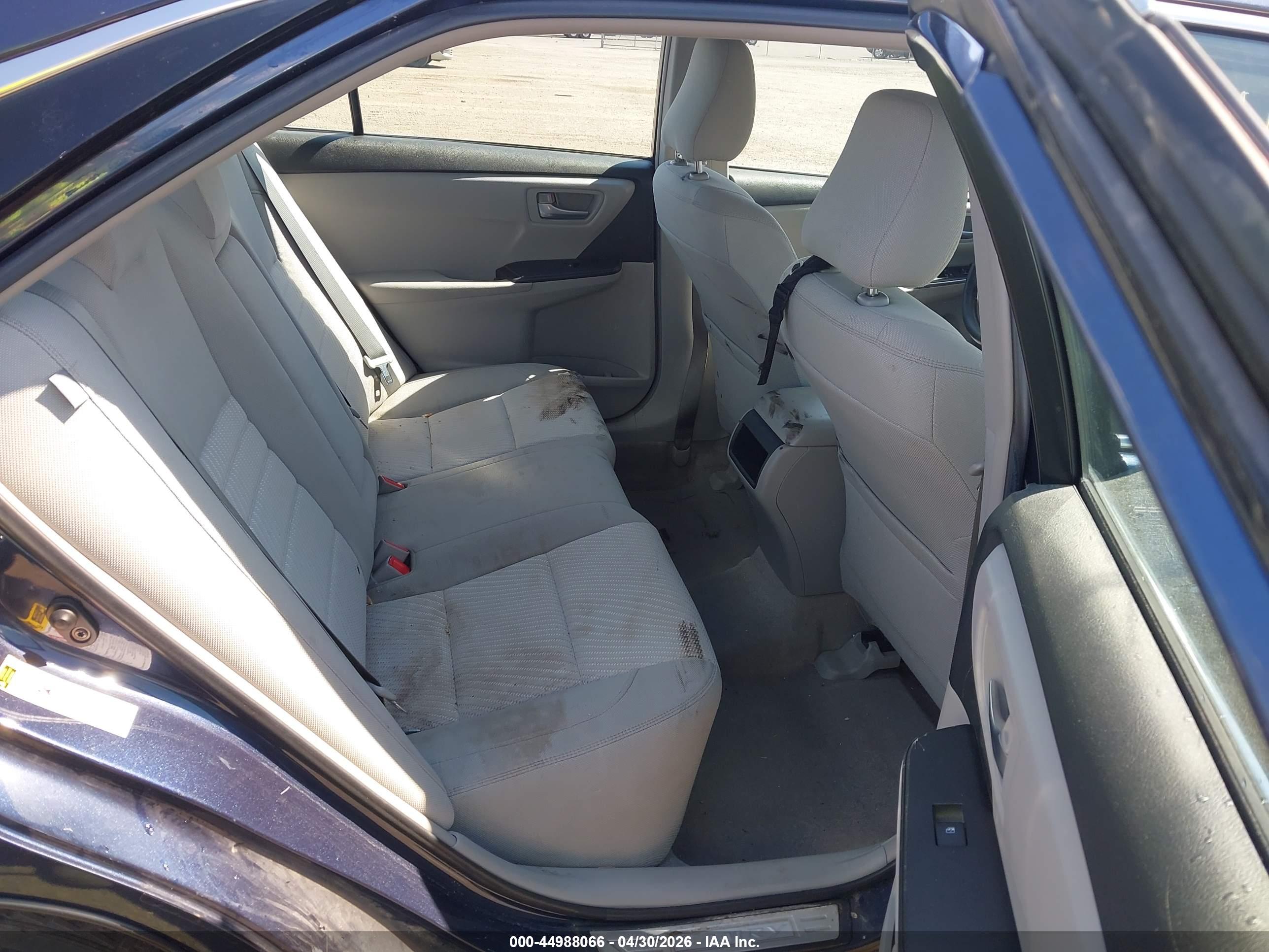TOYOTA CAMRY image 8