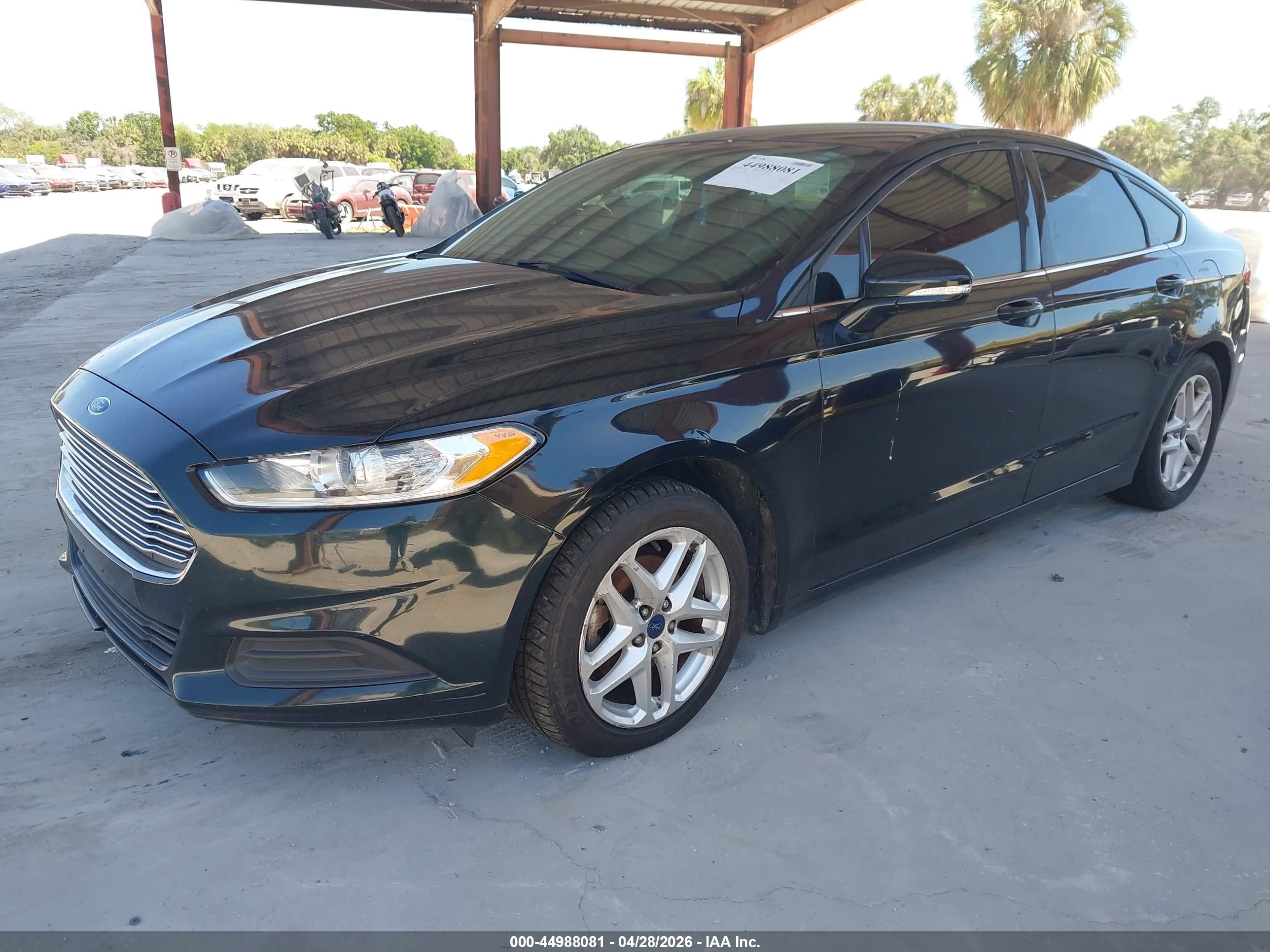 FORD FUSION image 2