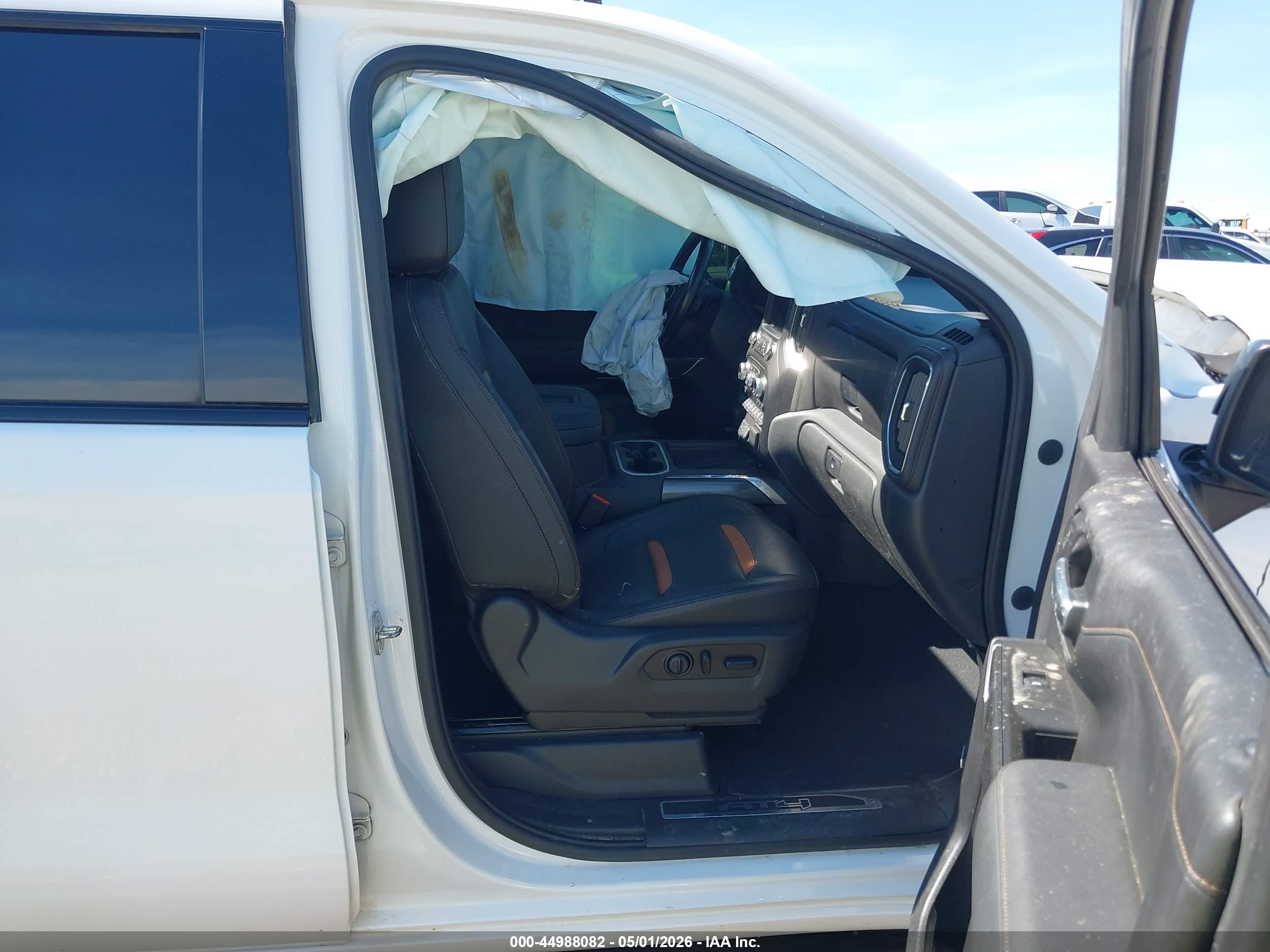 GMC SIERRA image 5