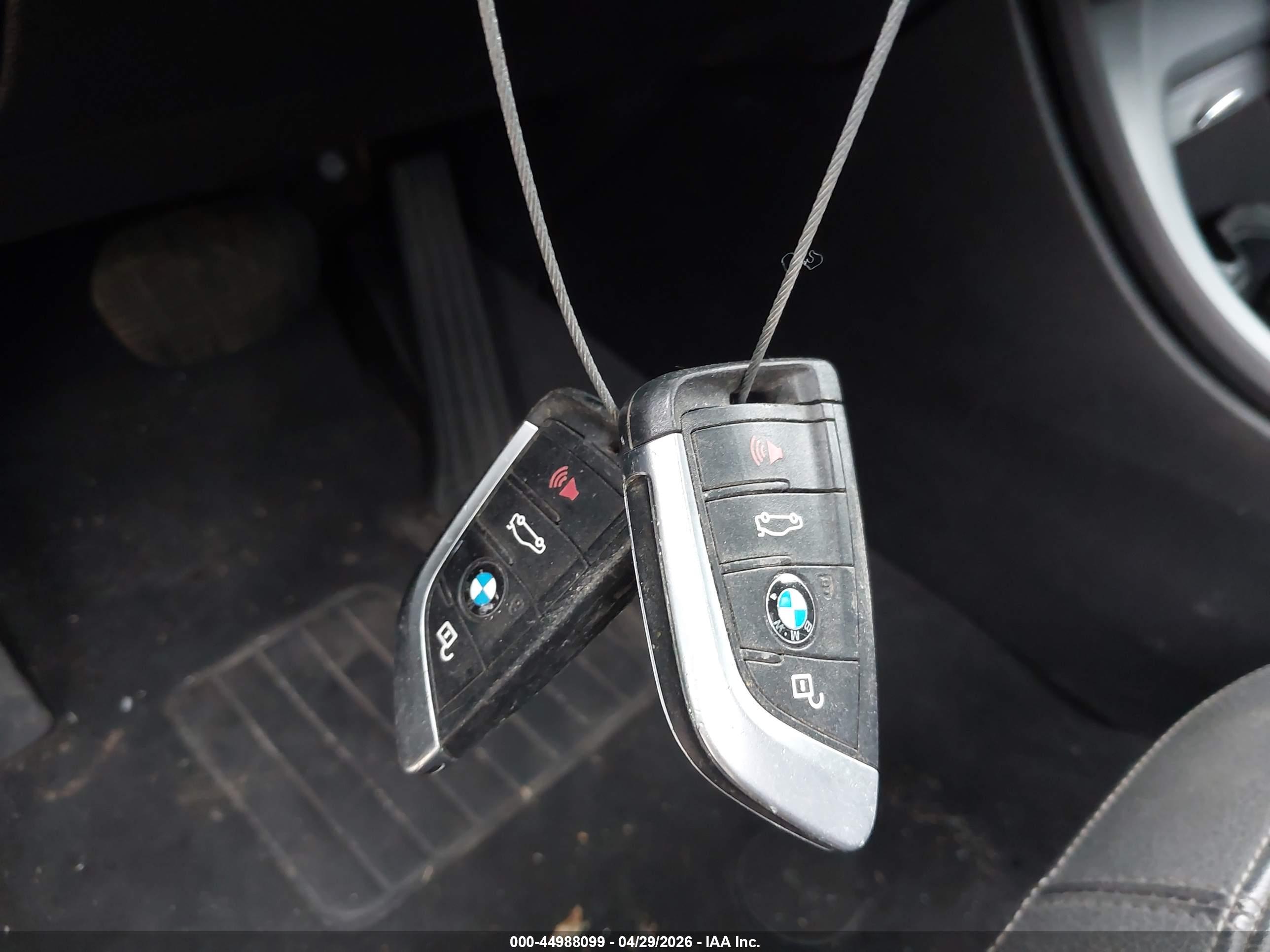 BMW X1 image 11