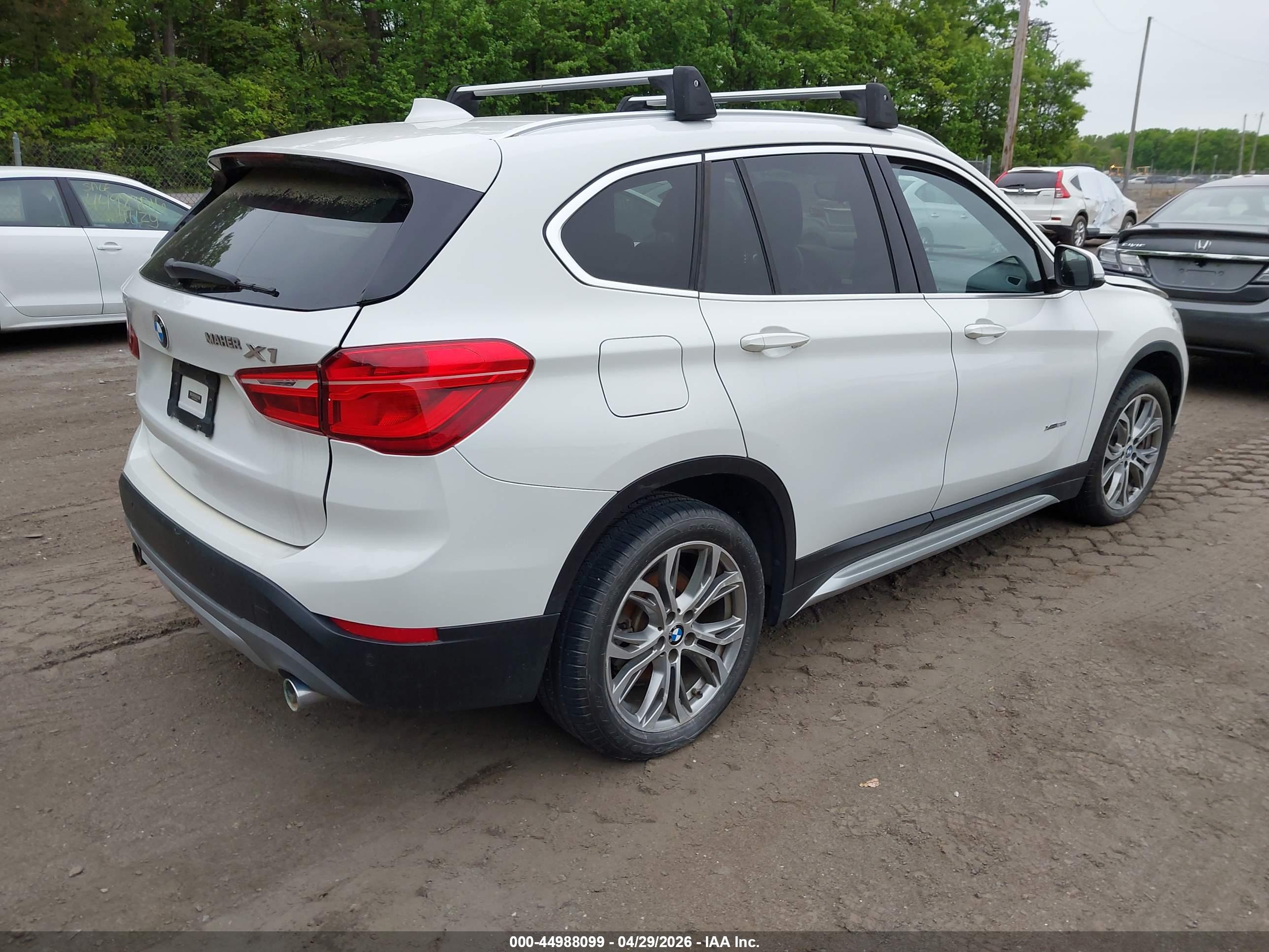 BMW X1 image 4