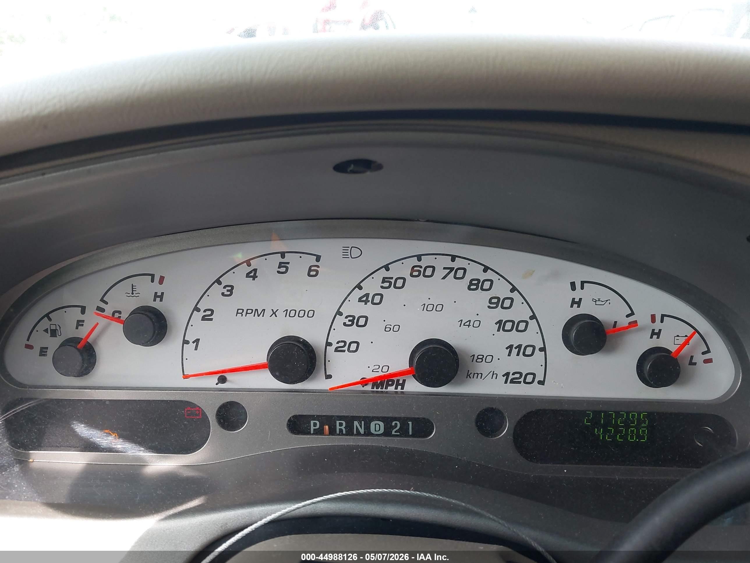 FORD EXPLORER image 7