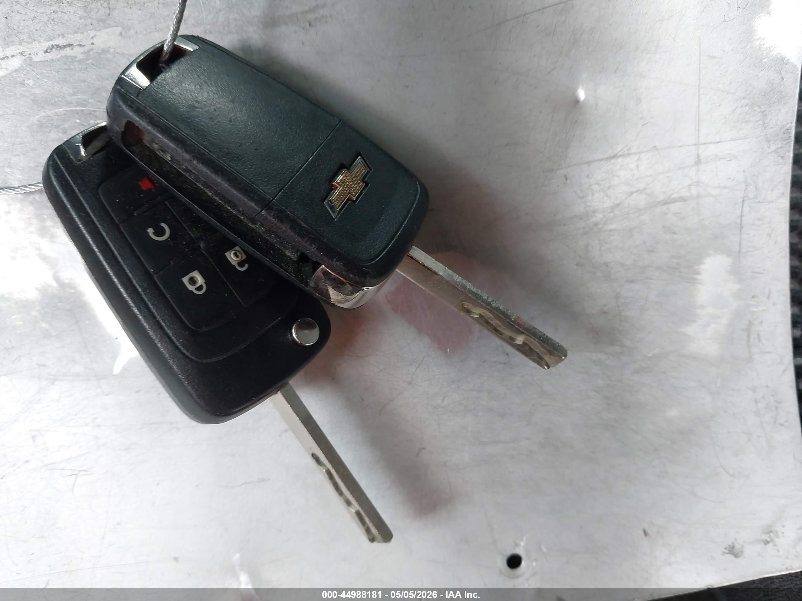 CHEVROLET EQUINOX image 11