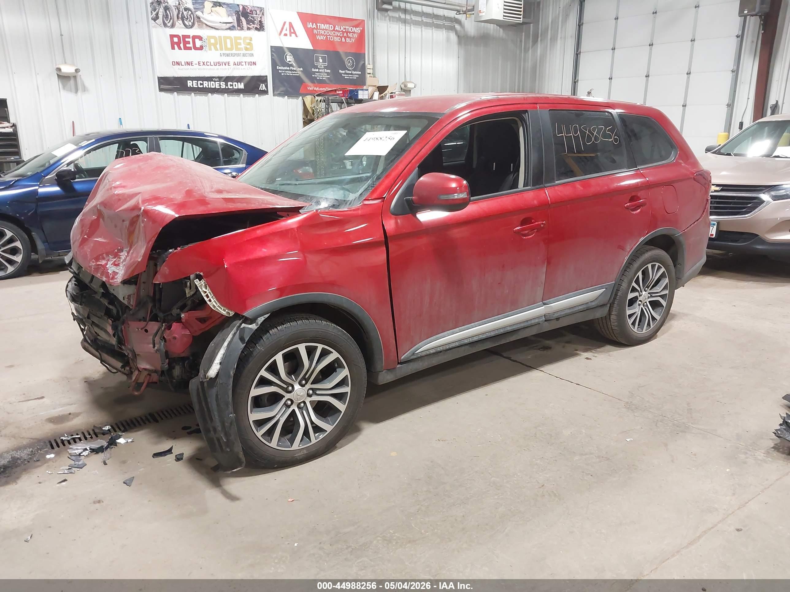 MITSUBISHI OUTLANDER image 2