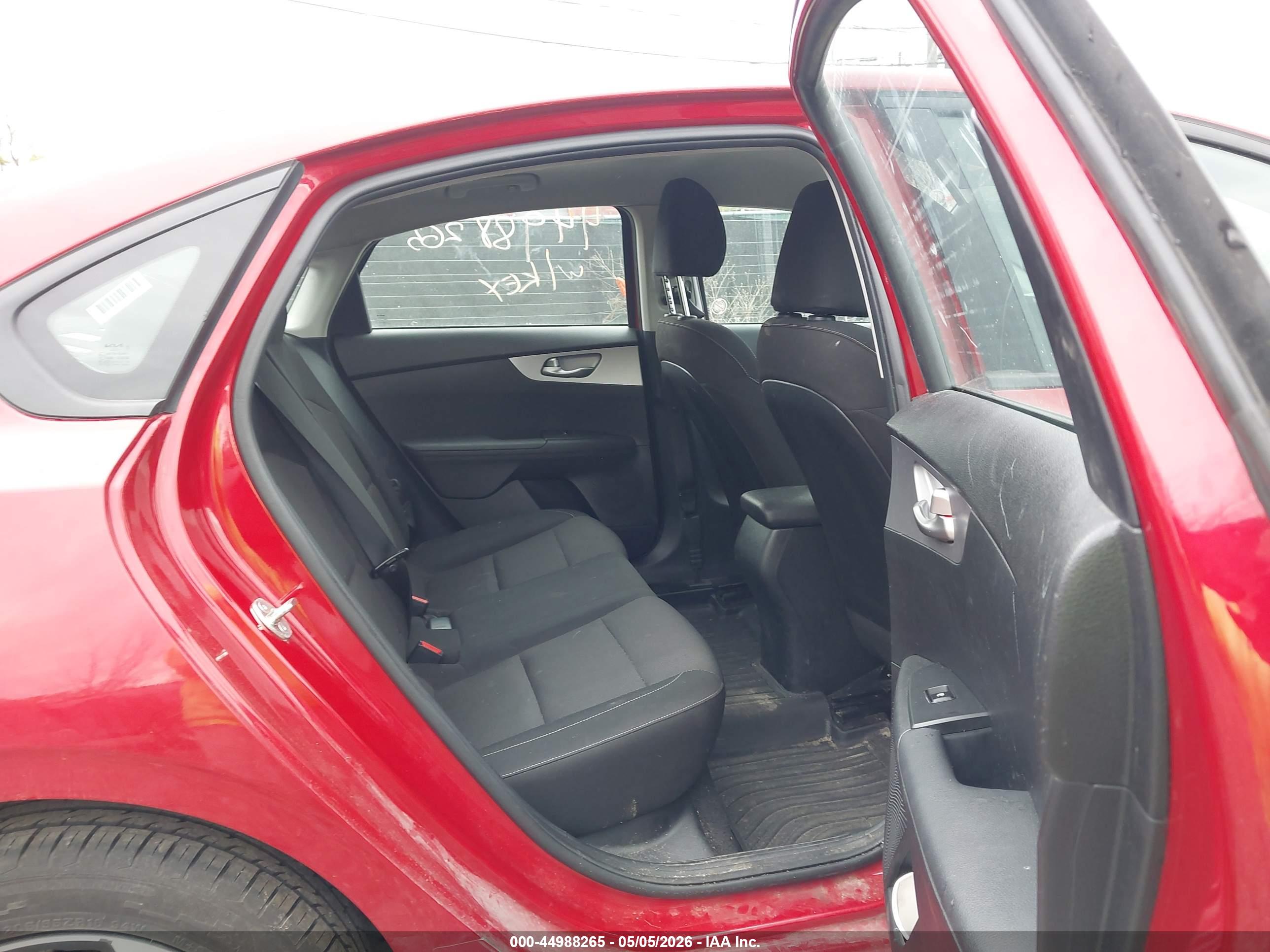 KIA FORTE image 8