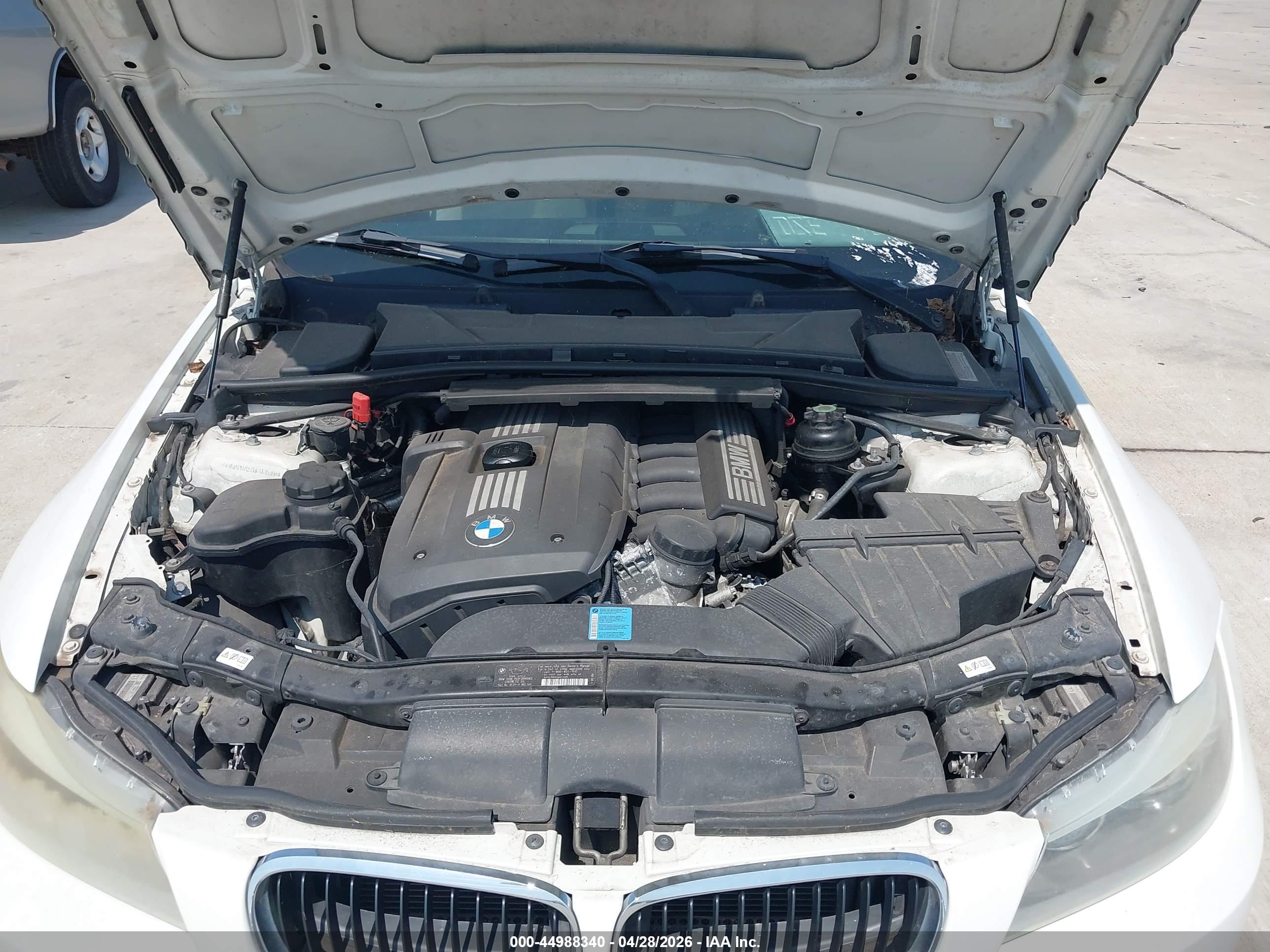 BMW 328I image 10