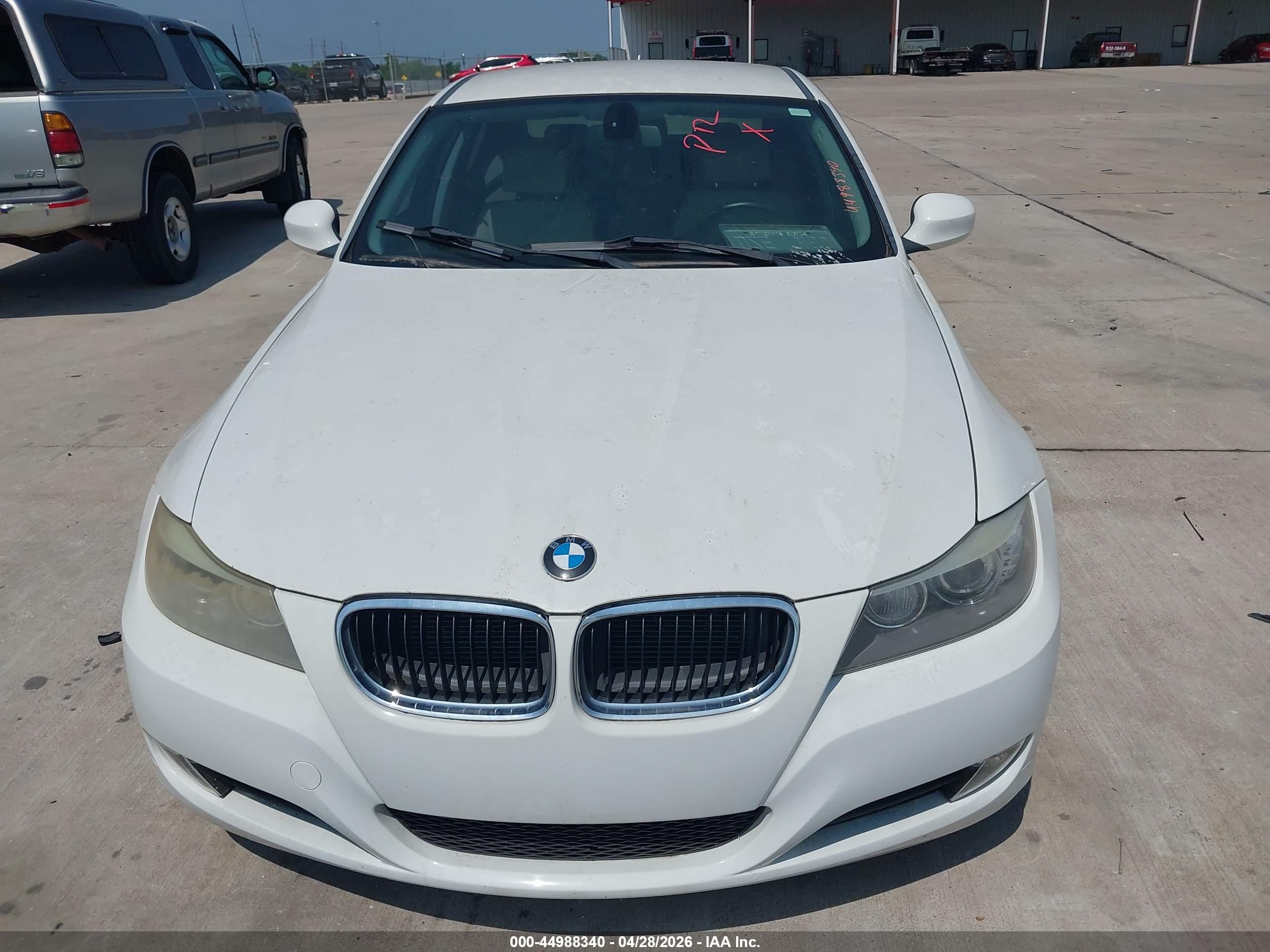 BMW 328I image 6