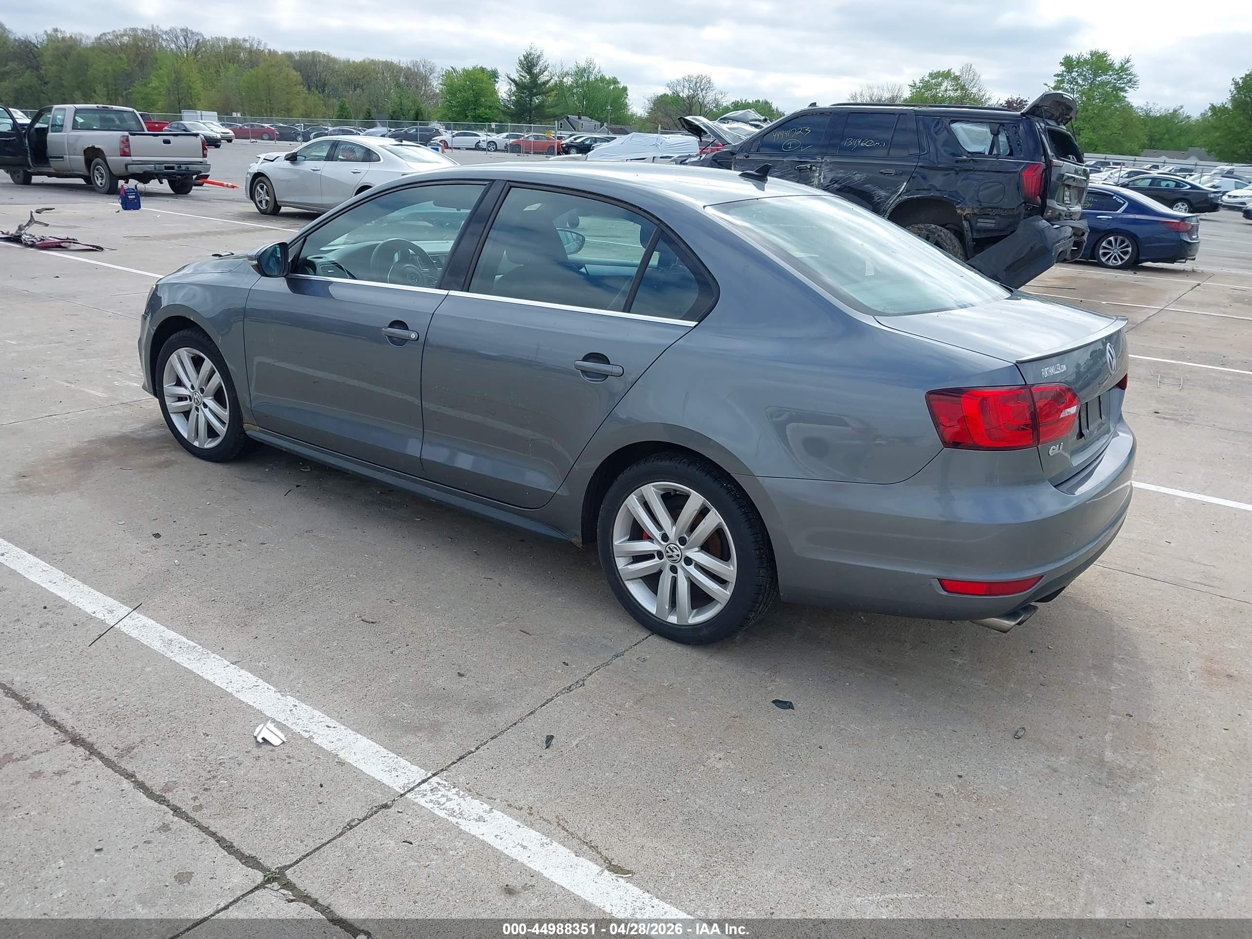 VOLKSWAGEN JETTA image 3