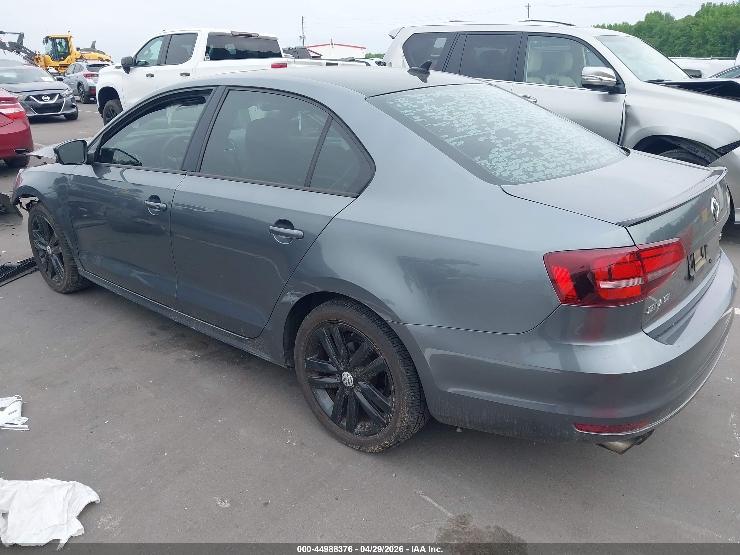 VOLKSWAGEN JETTA image 3