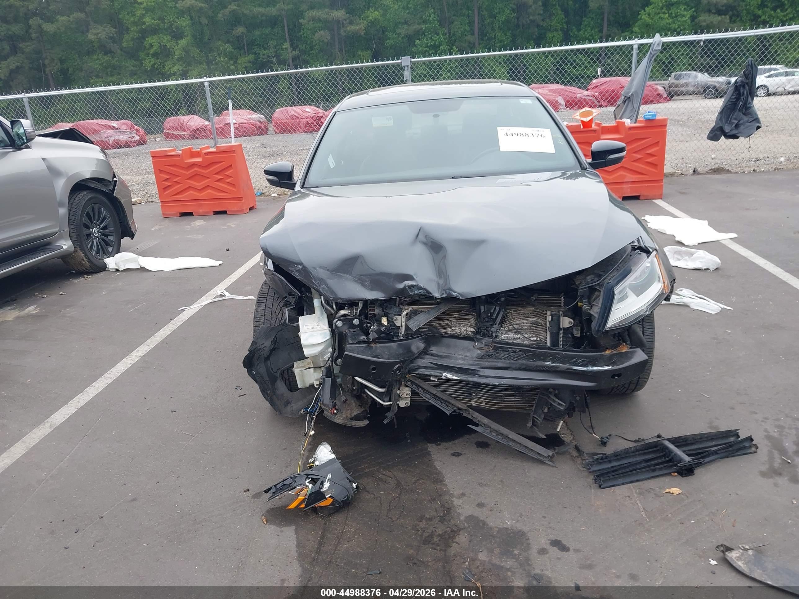 VOLKSWAGEN JETTA image 6