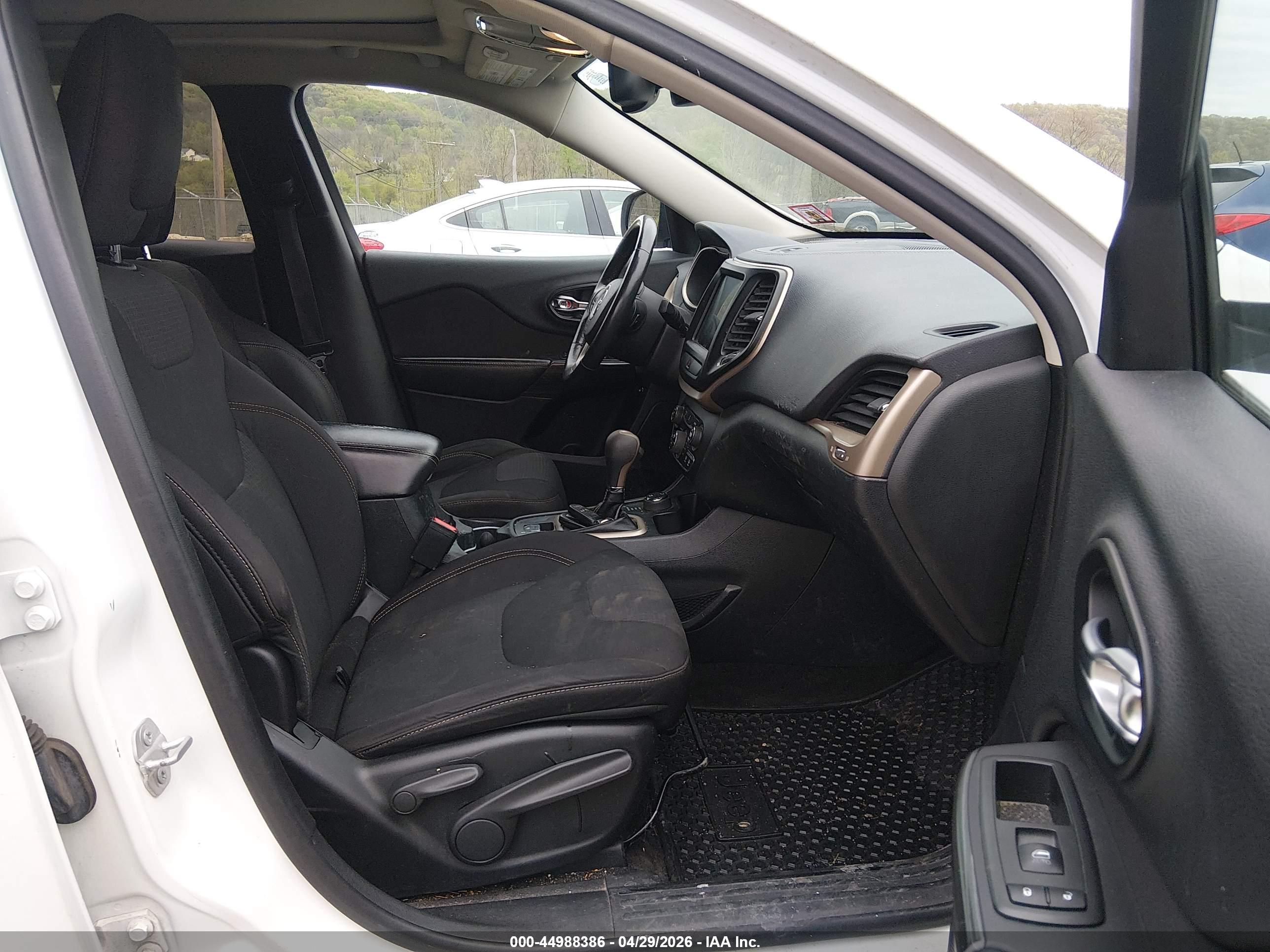 JEEP CHEROKEE image 5