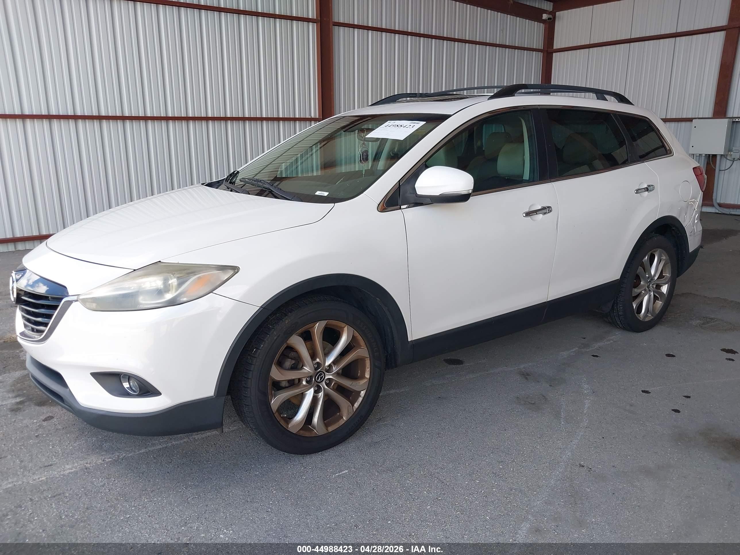 MAZDA CX-9 image 2