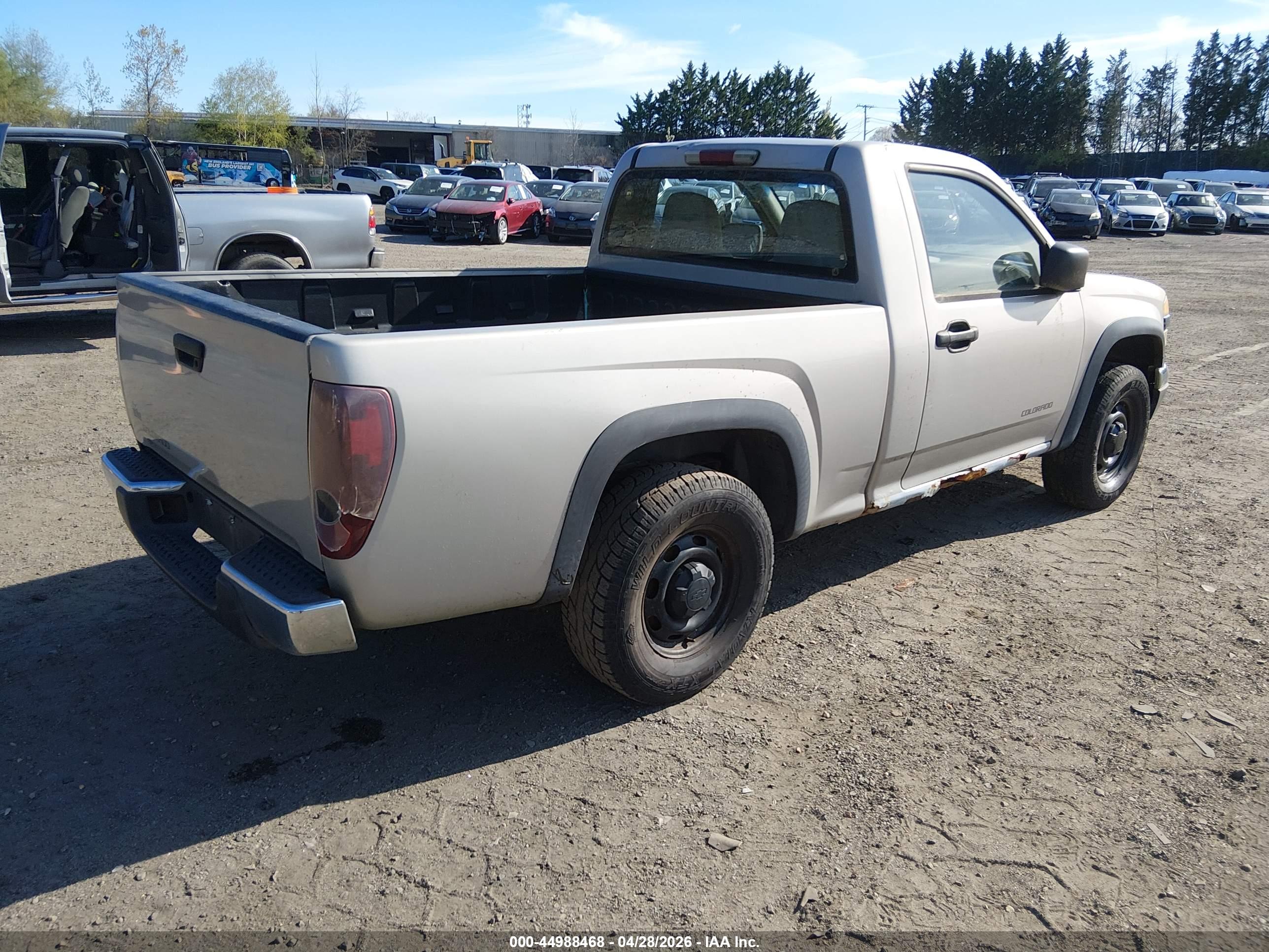 CHEVROLET COLORADO image 4