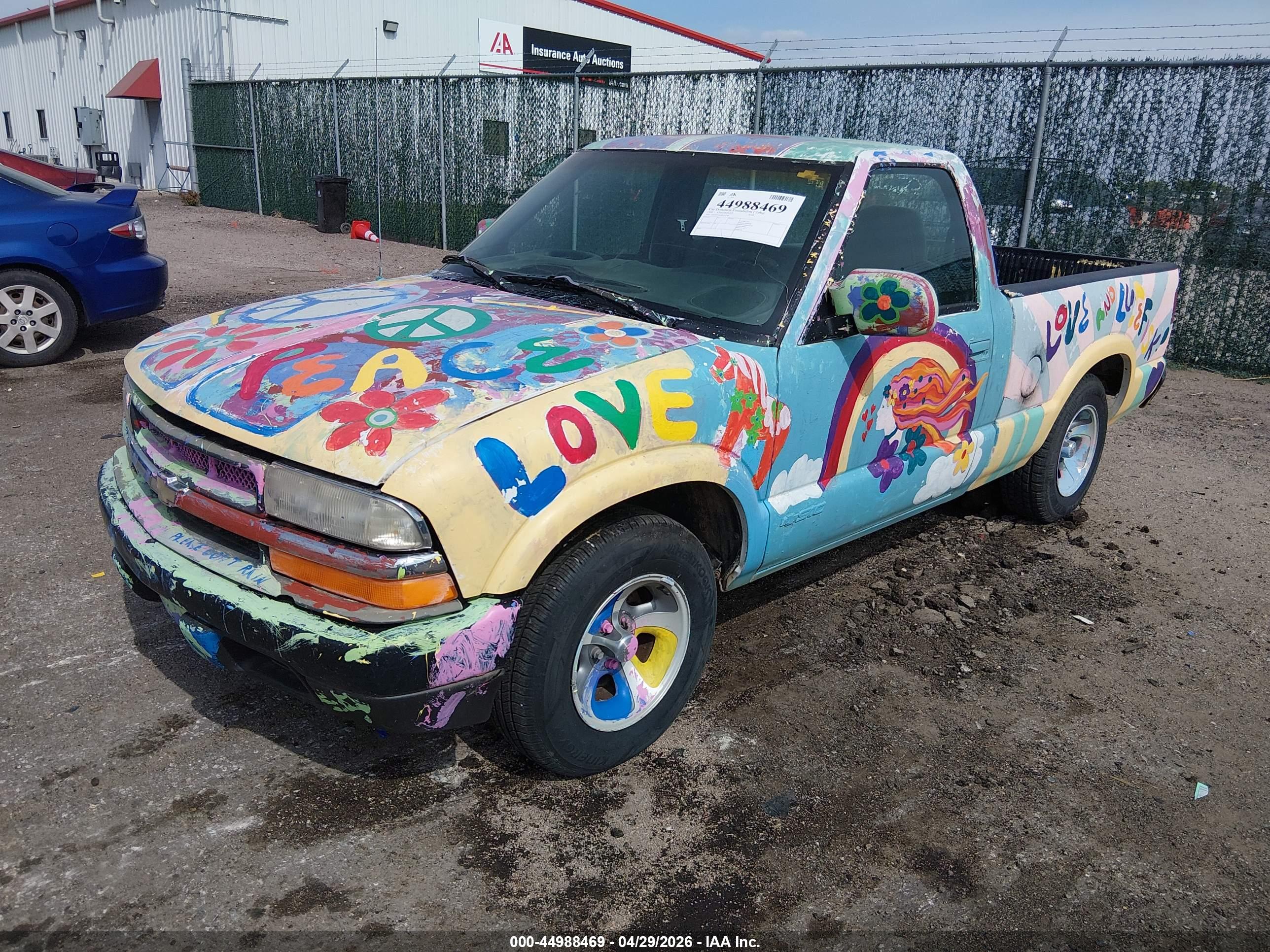 CHEVROLET S-10 image 2