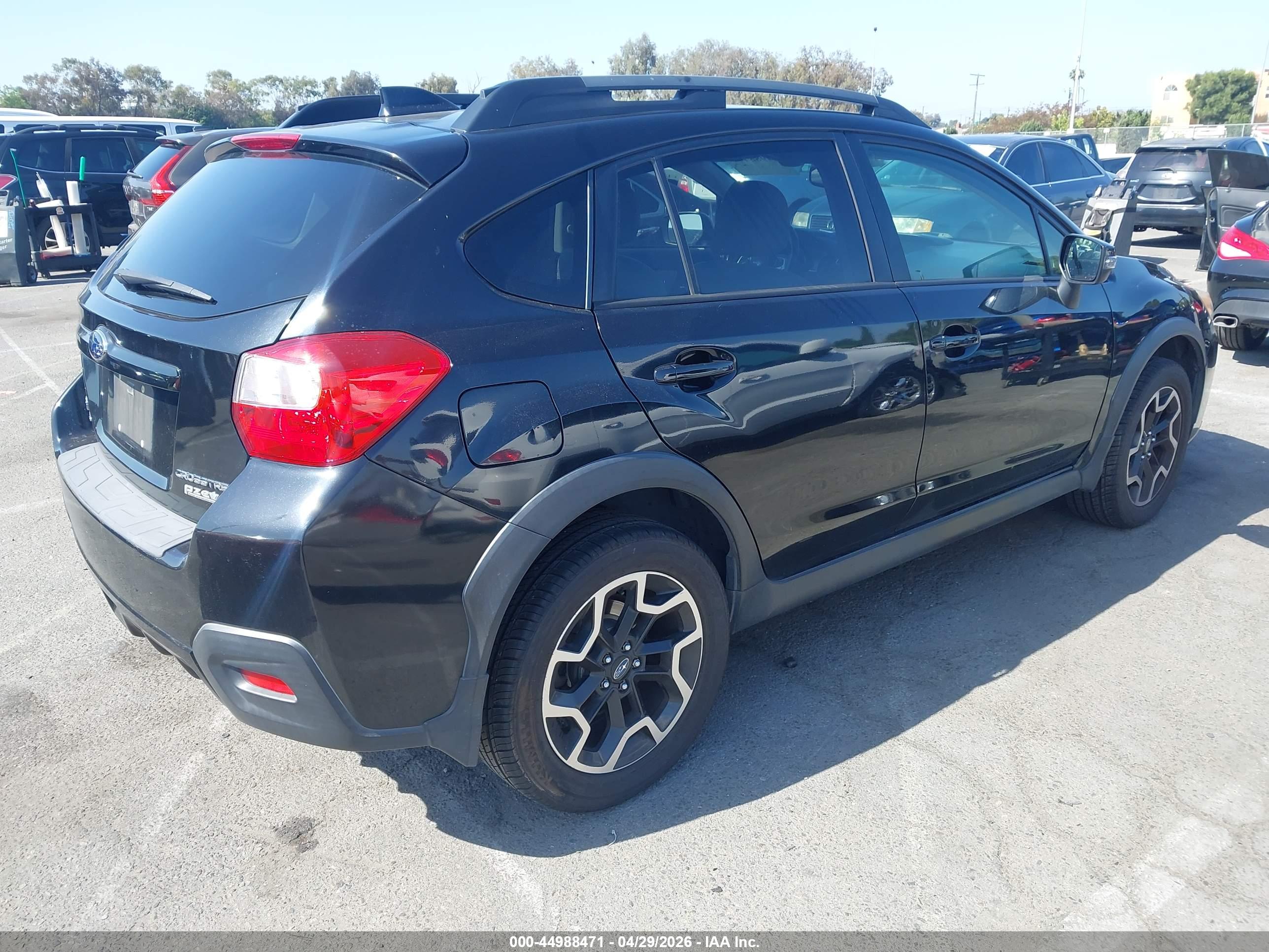 SUBARU CROSSTREK image 4