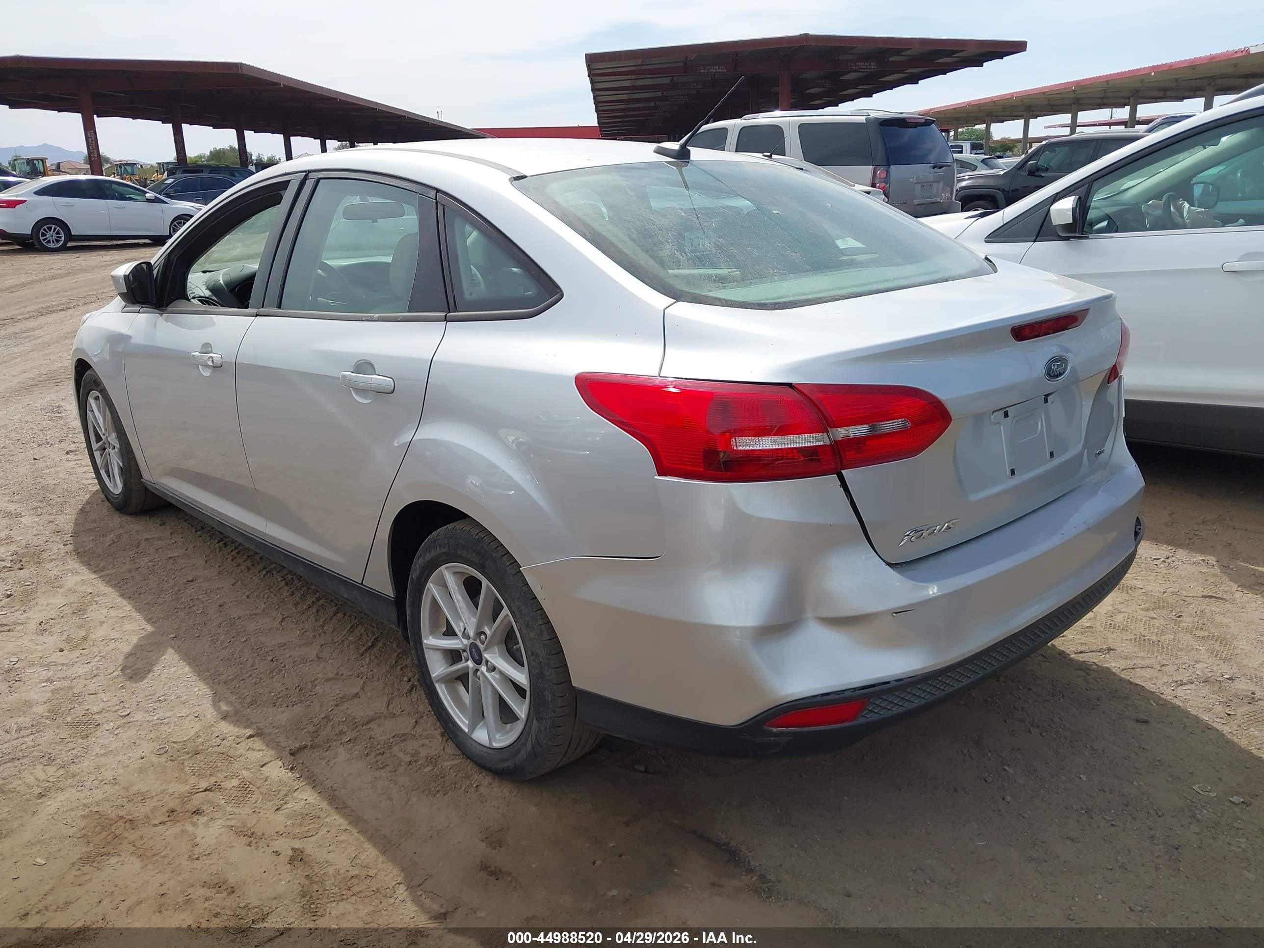 FORD FOCUS image 3