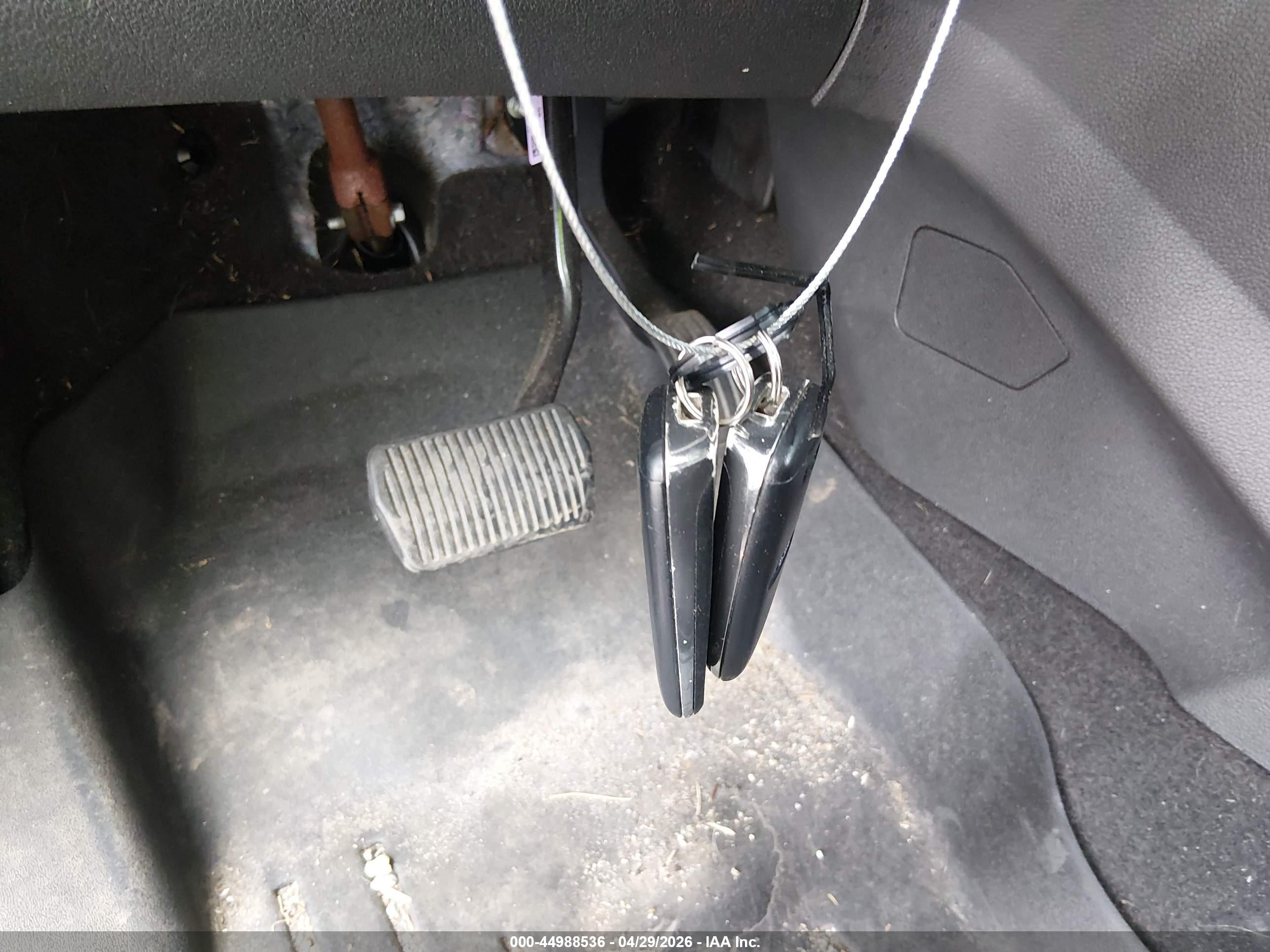 FORD ESCAPE image 11