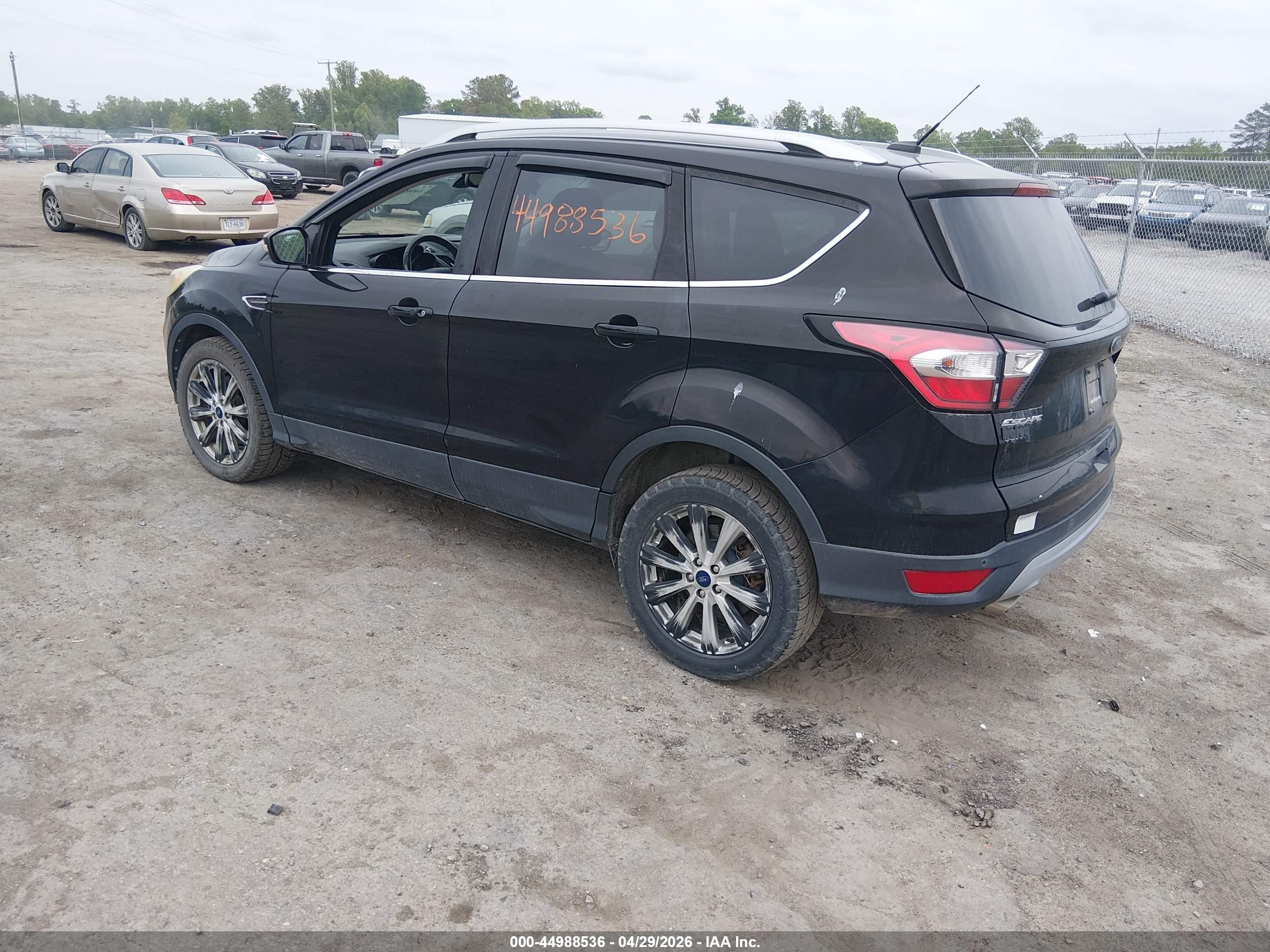 FORD ESCAPE image 3