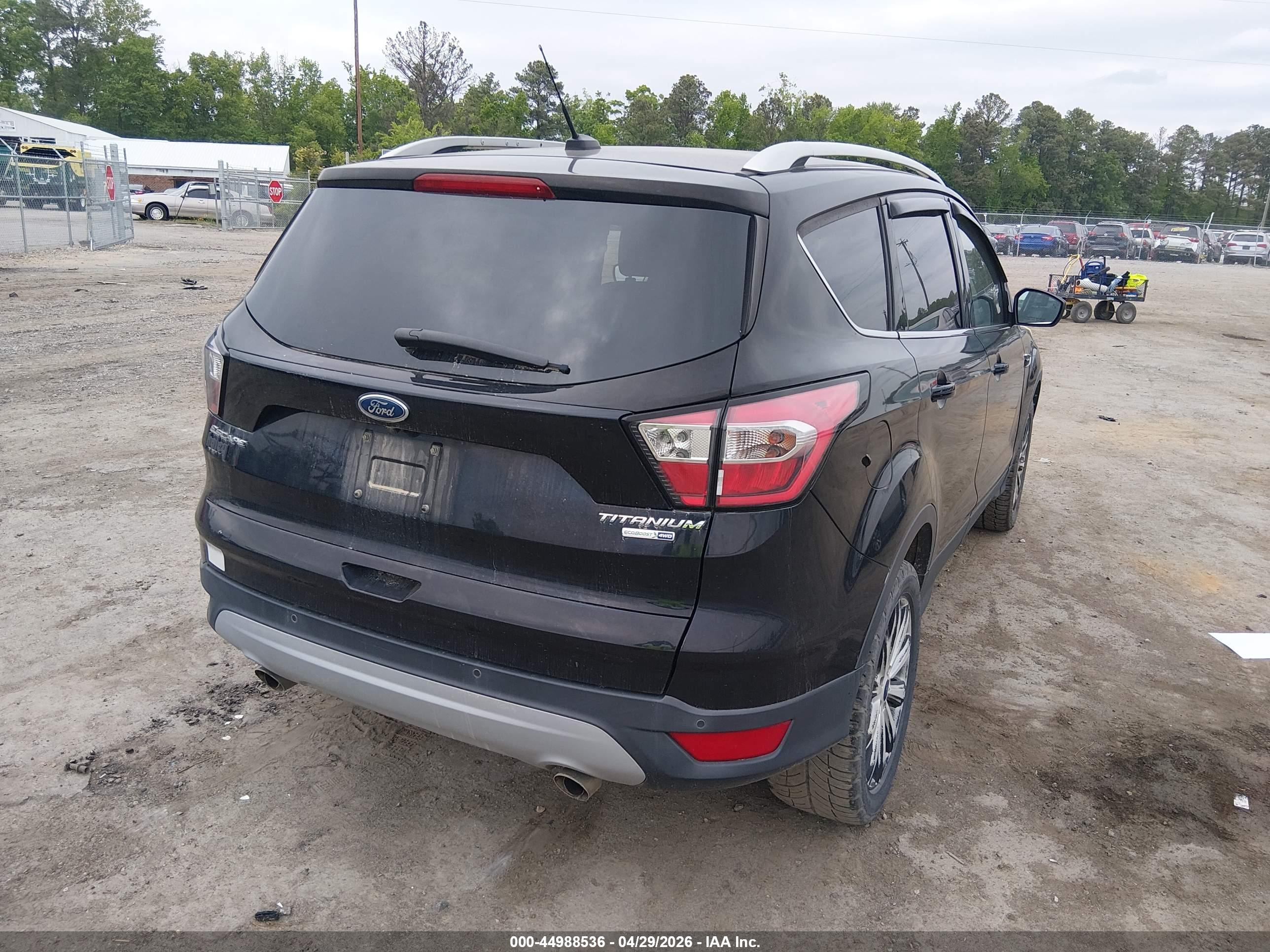 FORD ESCAPE image 4