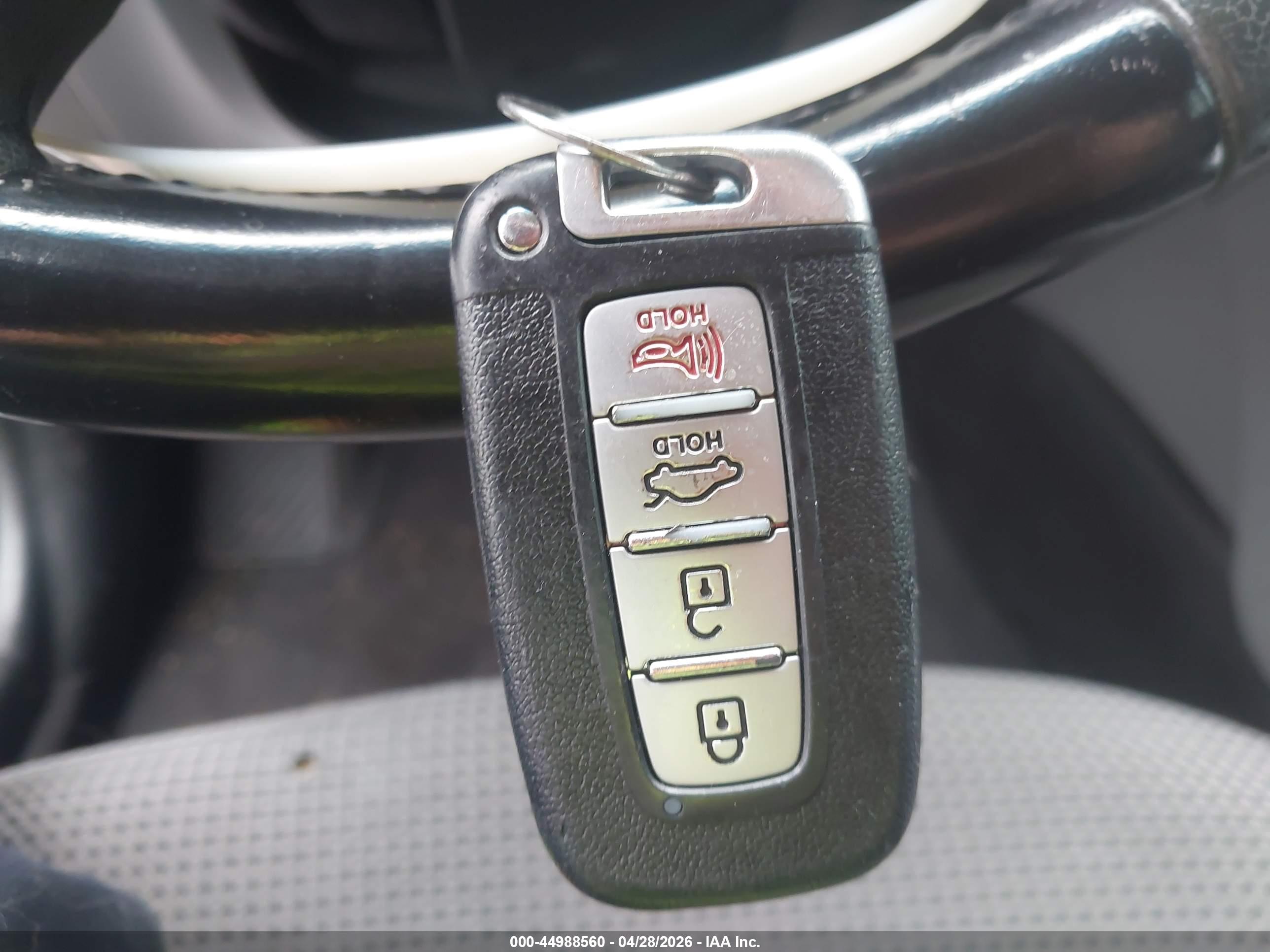 HYUNDAI SONATA image 11
