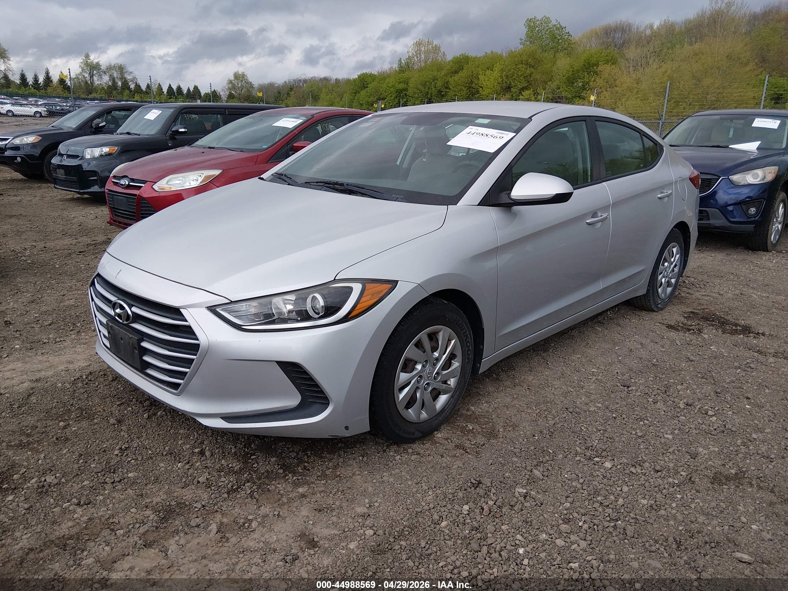 HYUNDAI ELANTRA image 2