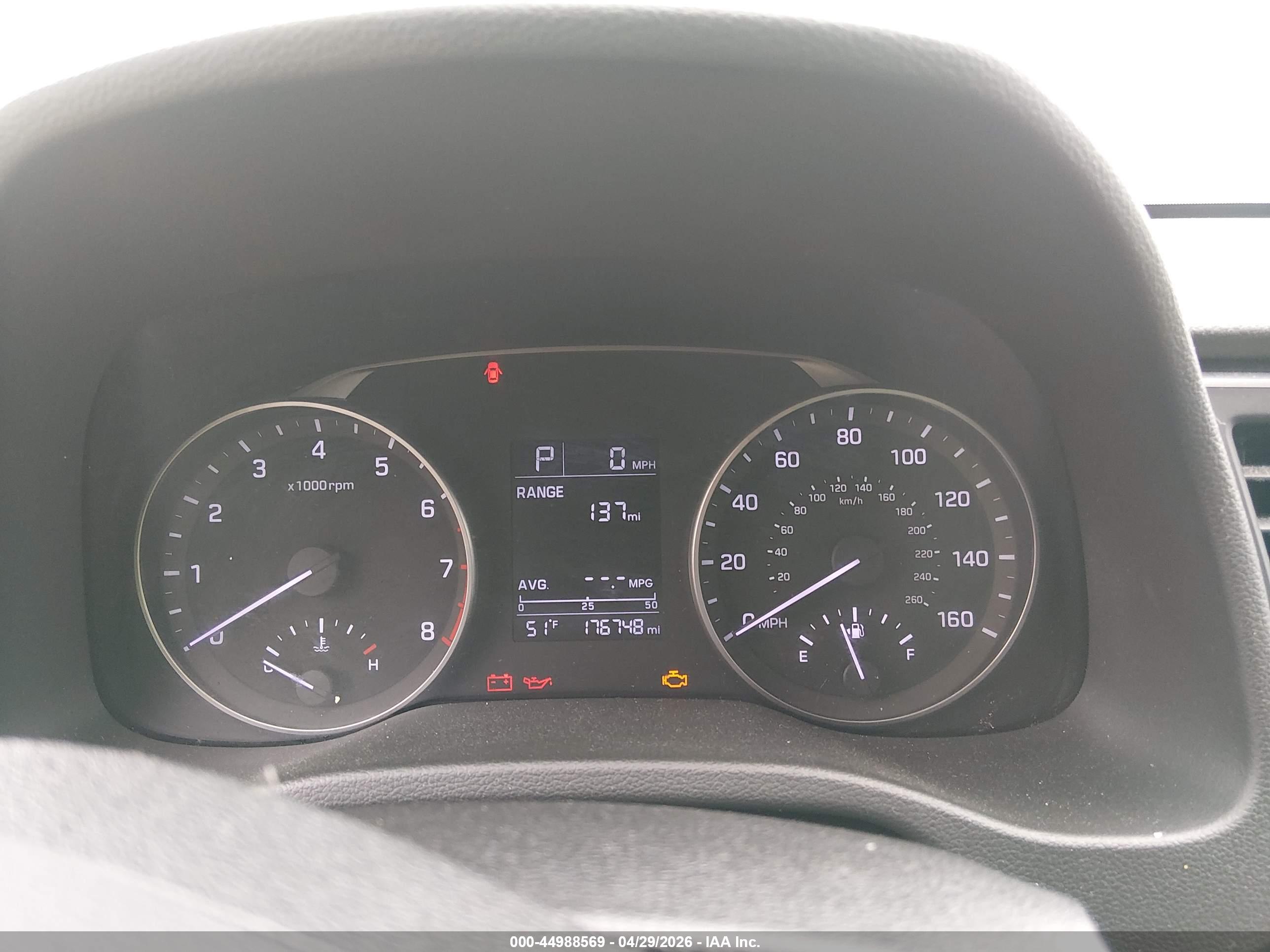 HYUNDAI ELANTRA image 7