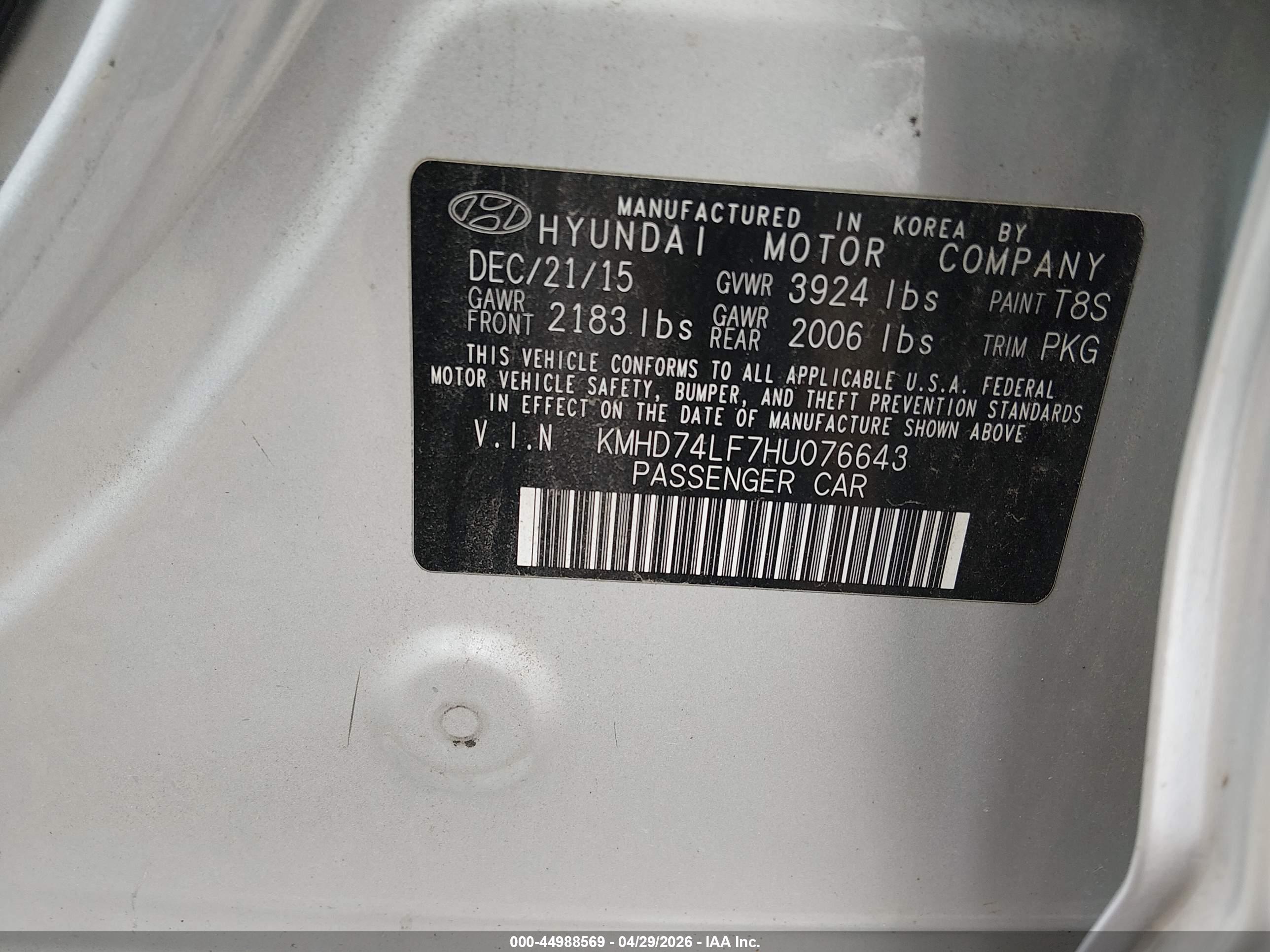 HYUNDAI ELANTRA image 9