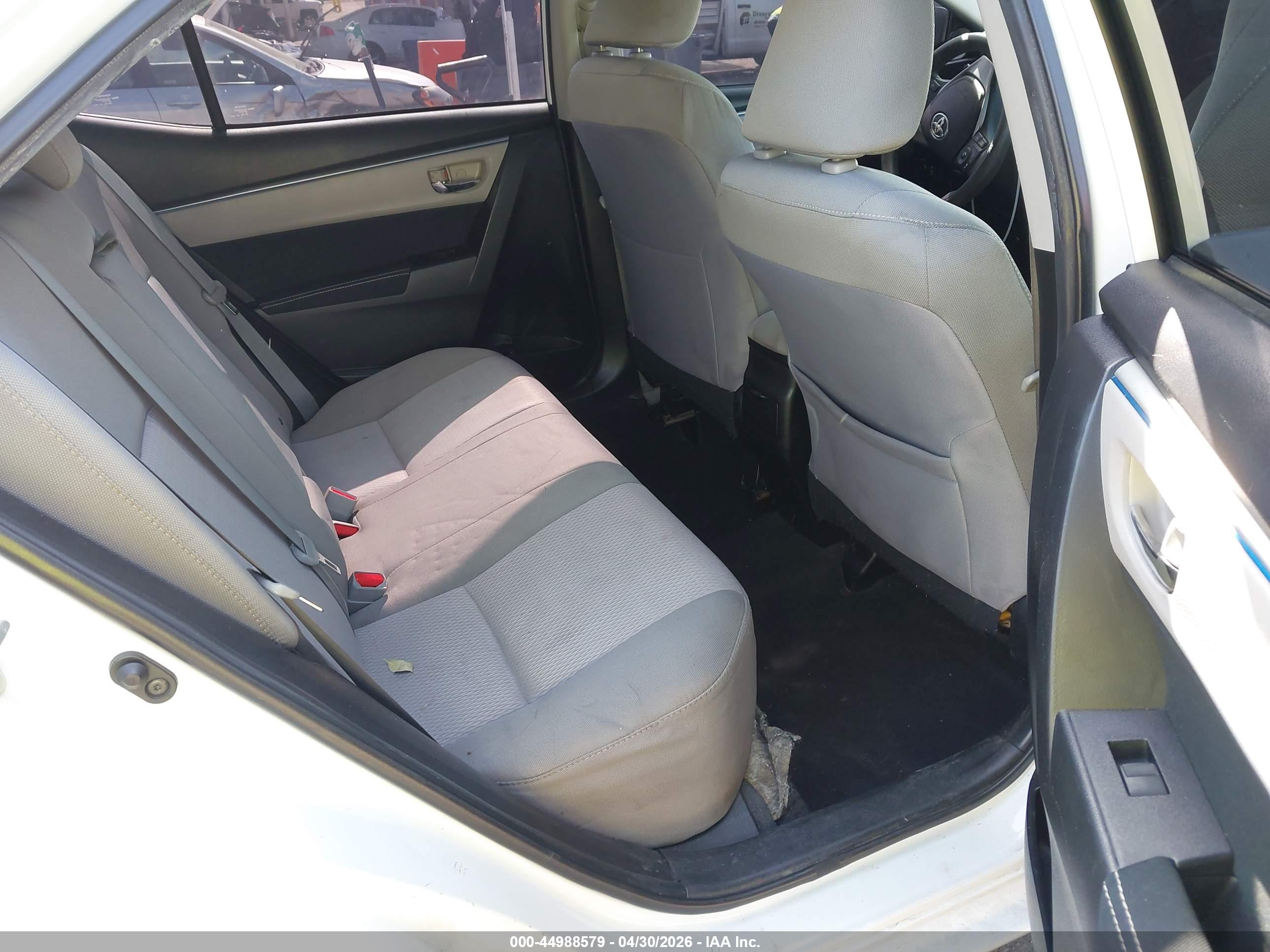 TOYOTA COROLLA image 8