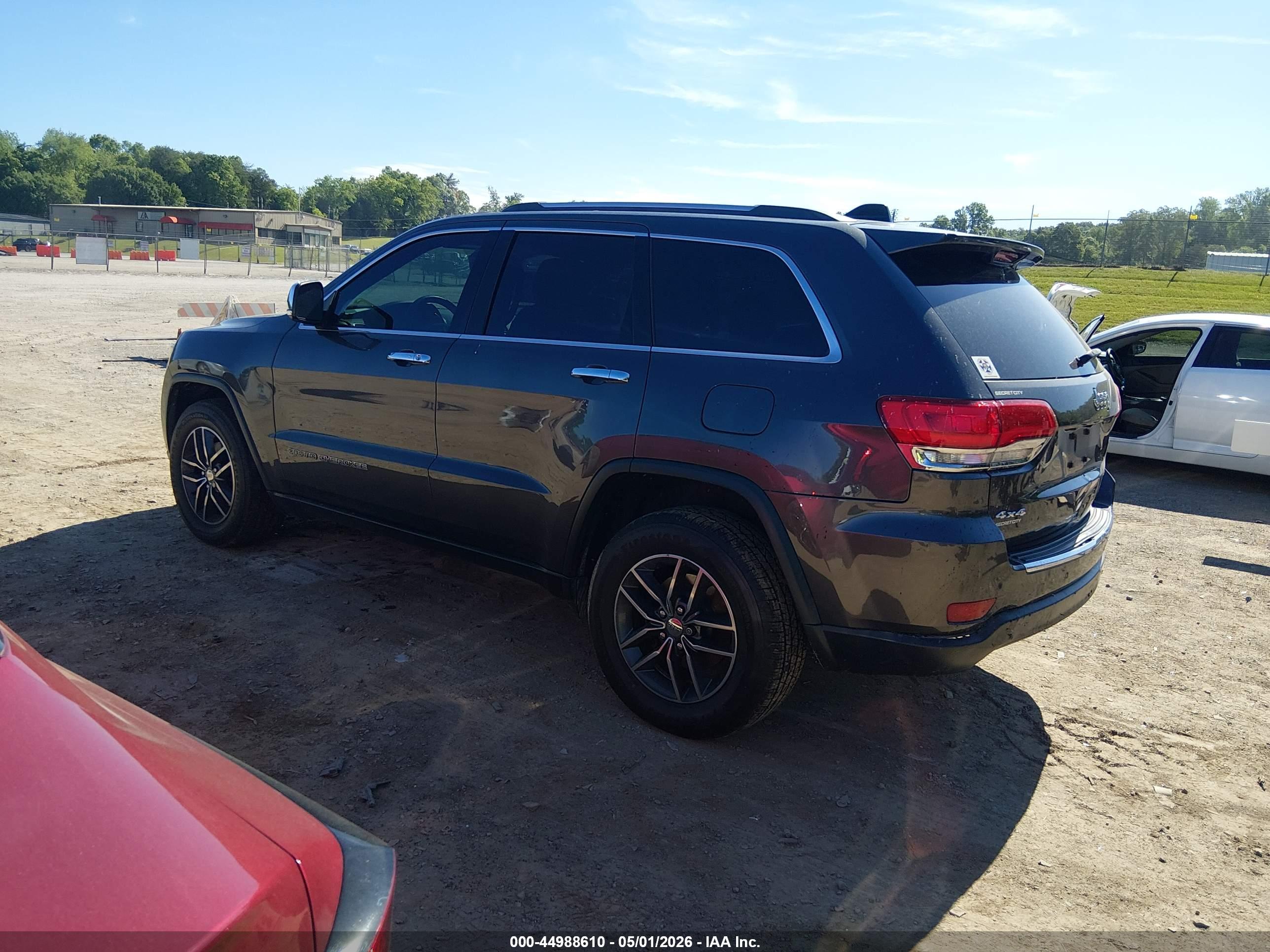JEEP GRAND image 3