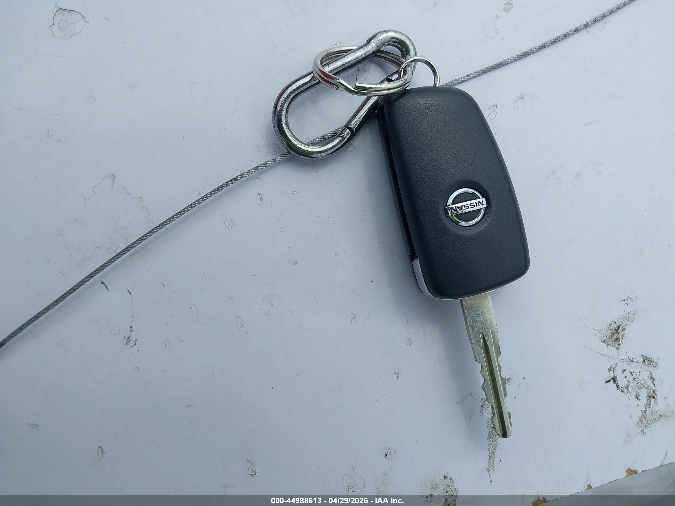 NISSAN ROGUE image 11
