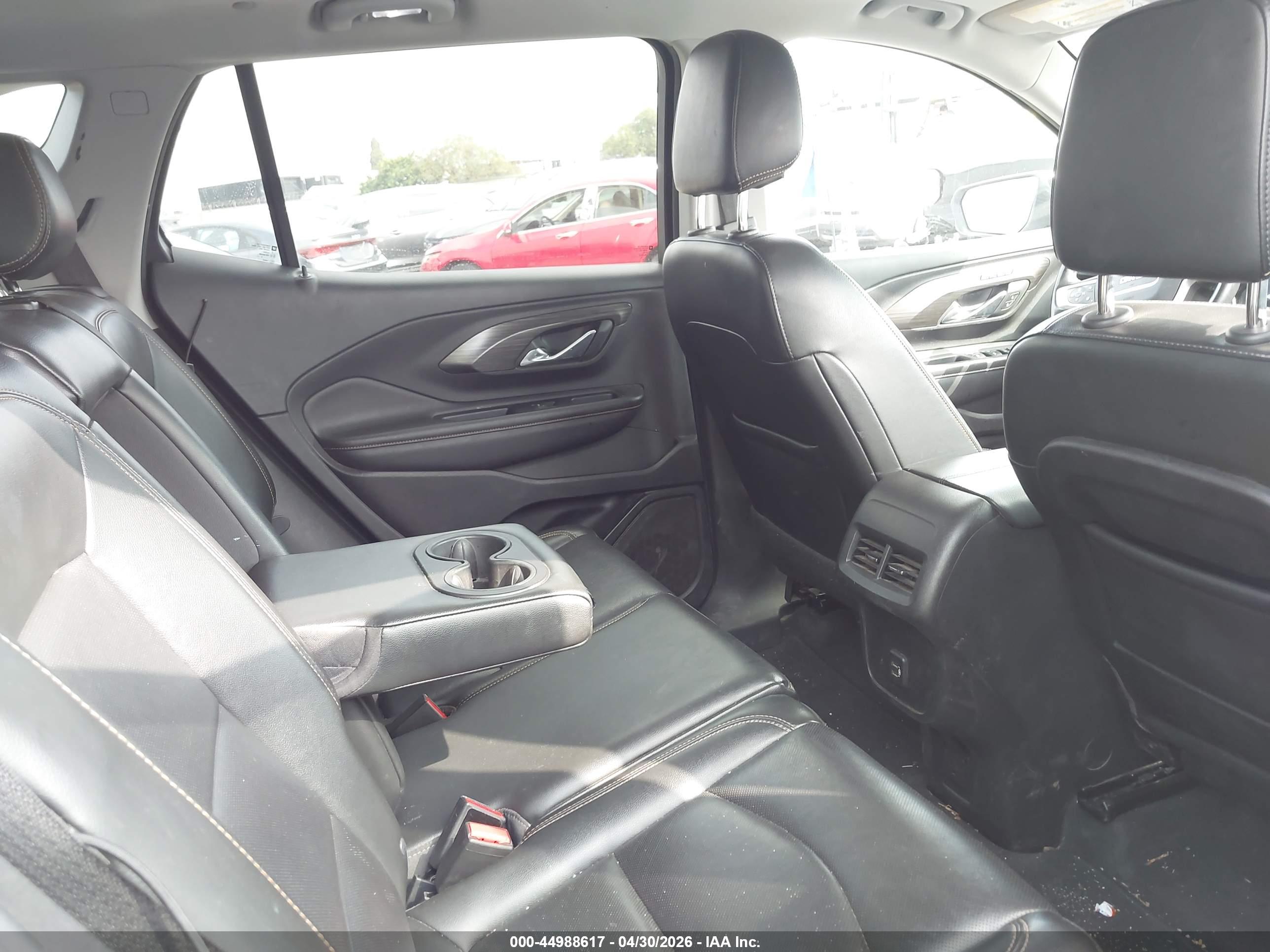 GMC TERRAIN image 8