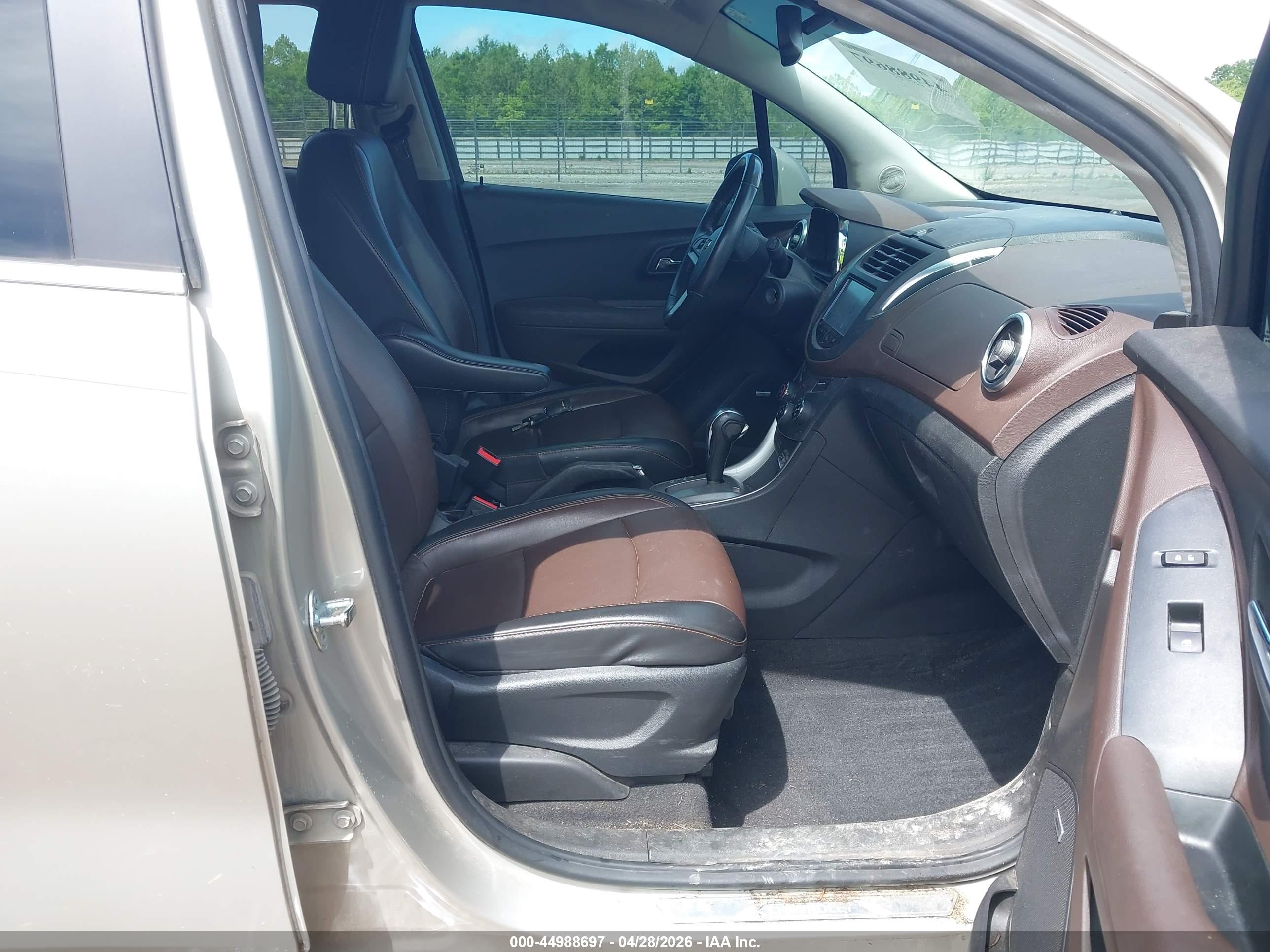 CHEVROLET TRAX image 5
