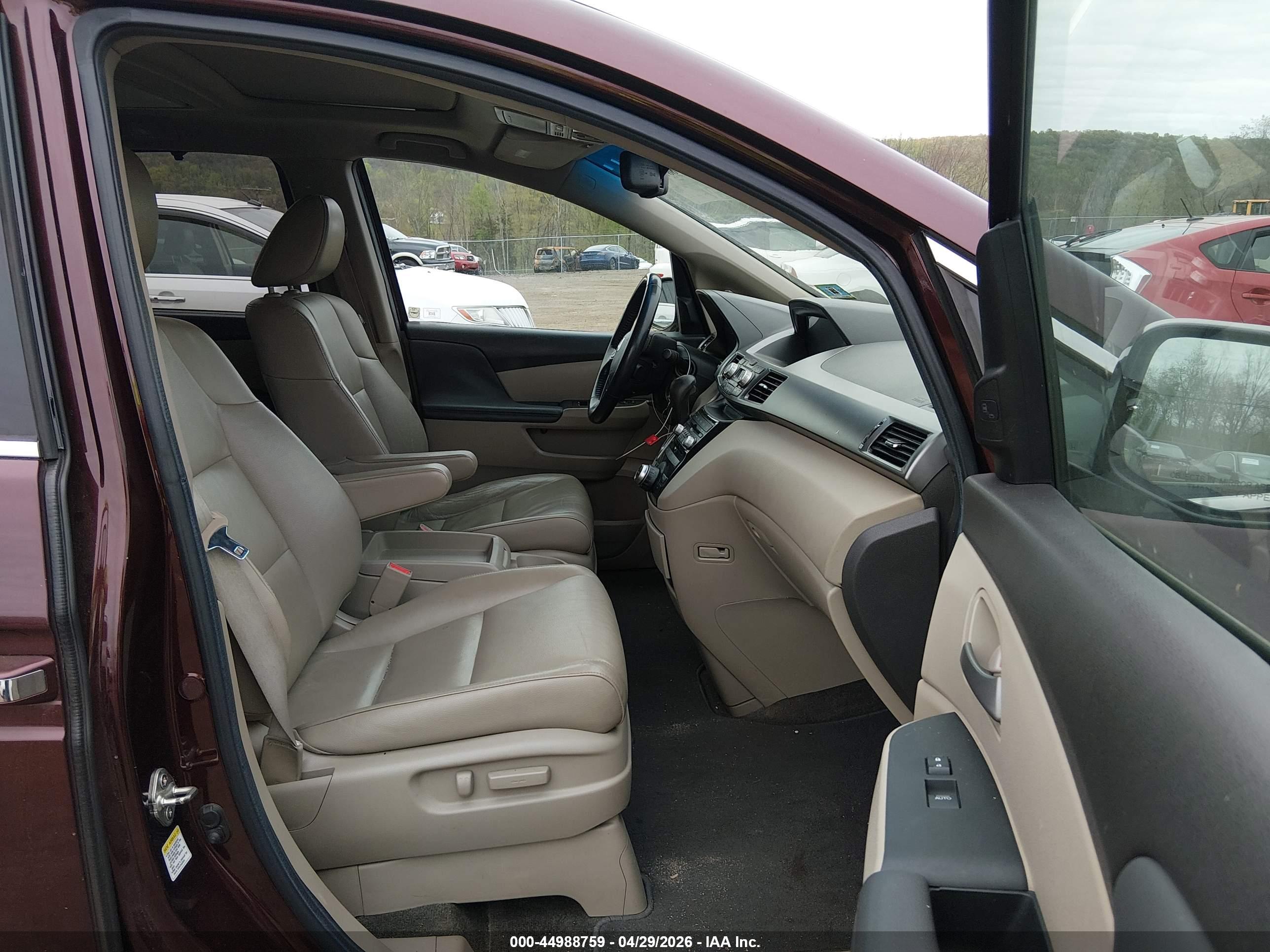 HONDA ODYSSEY image 5