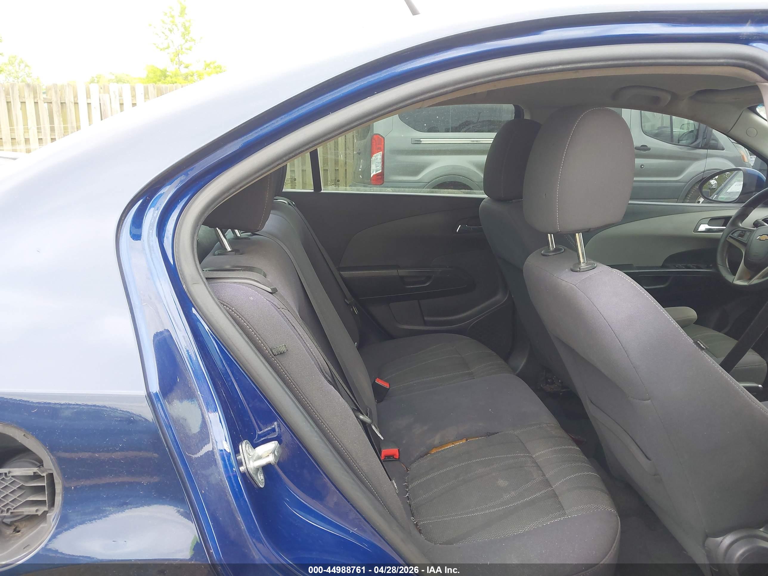 CHEVROLET SONIC image 8