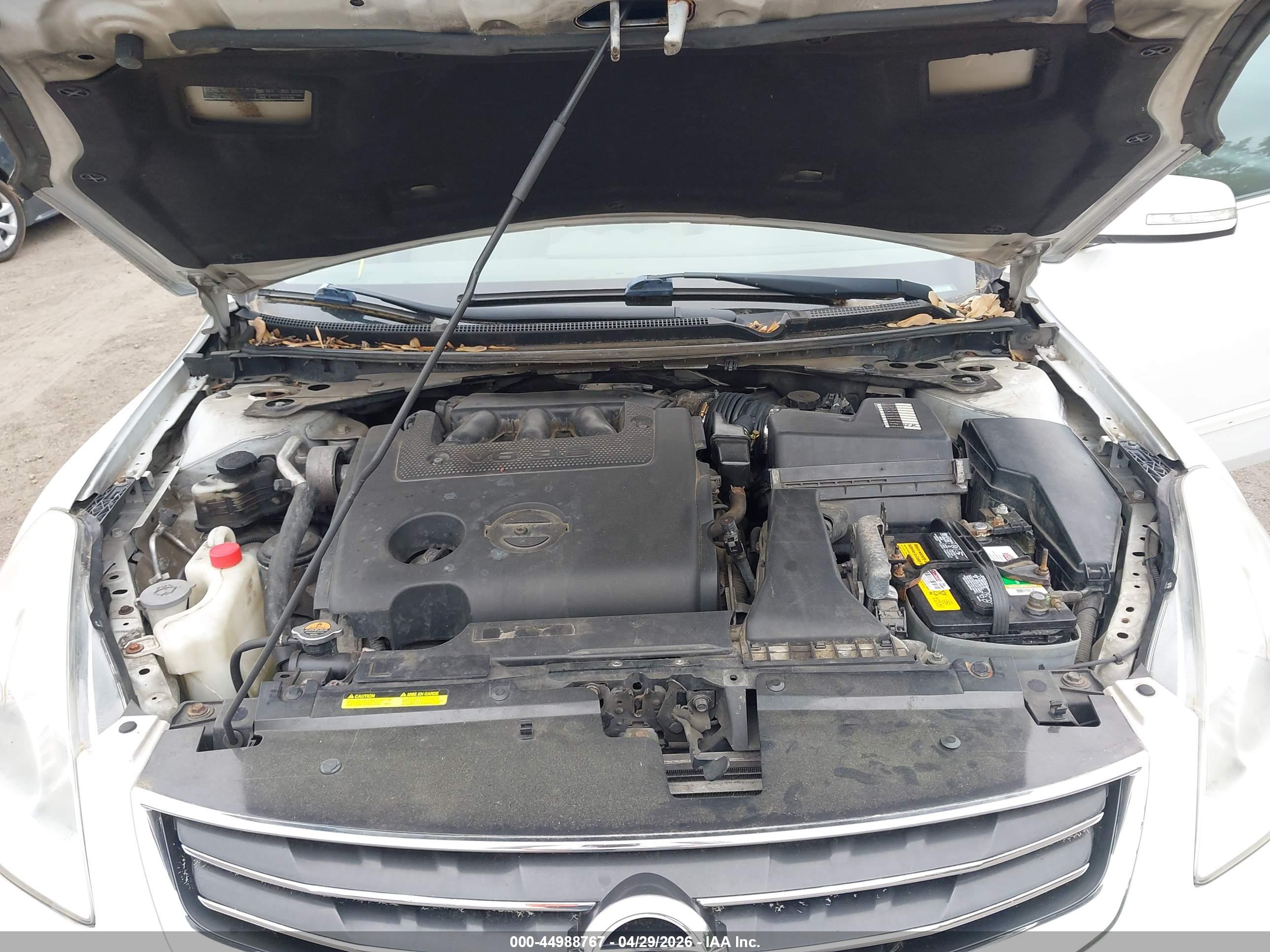 NISSAN ALTIMA image 10