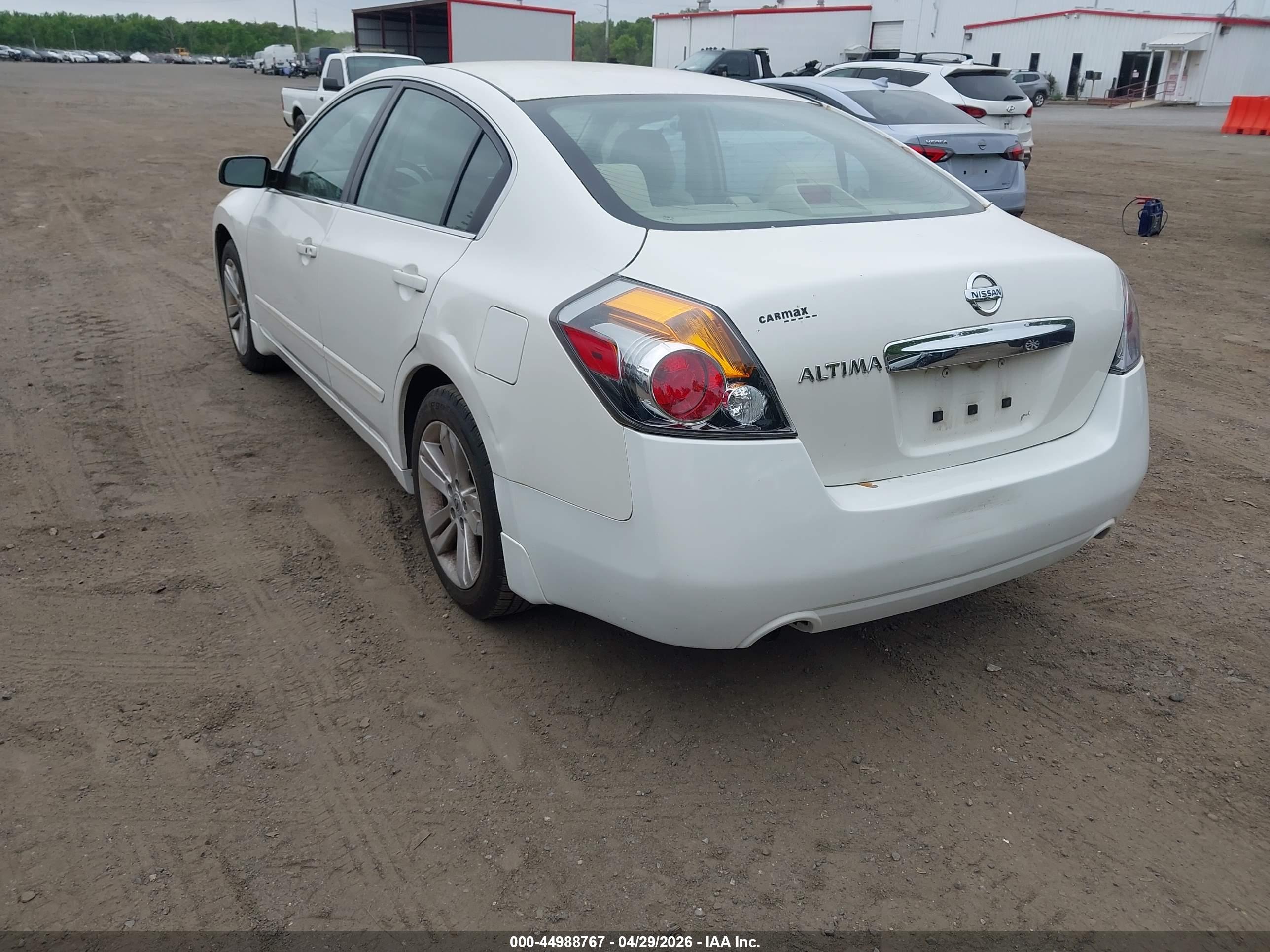 NISSAN ALTIMA image 3