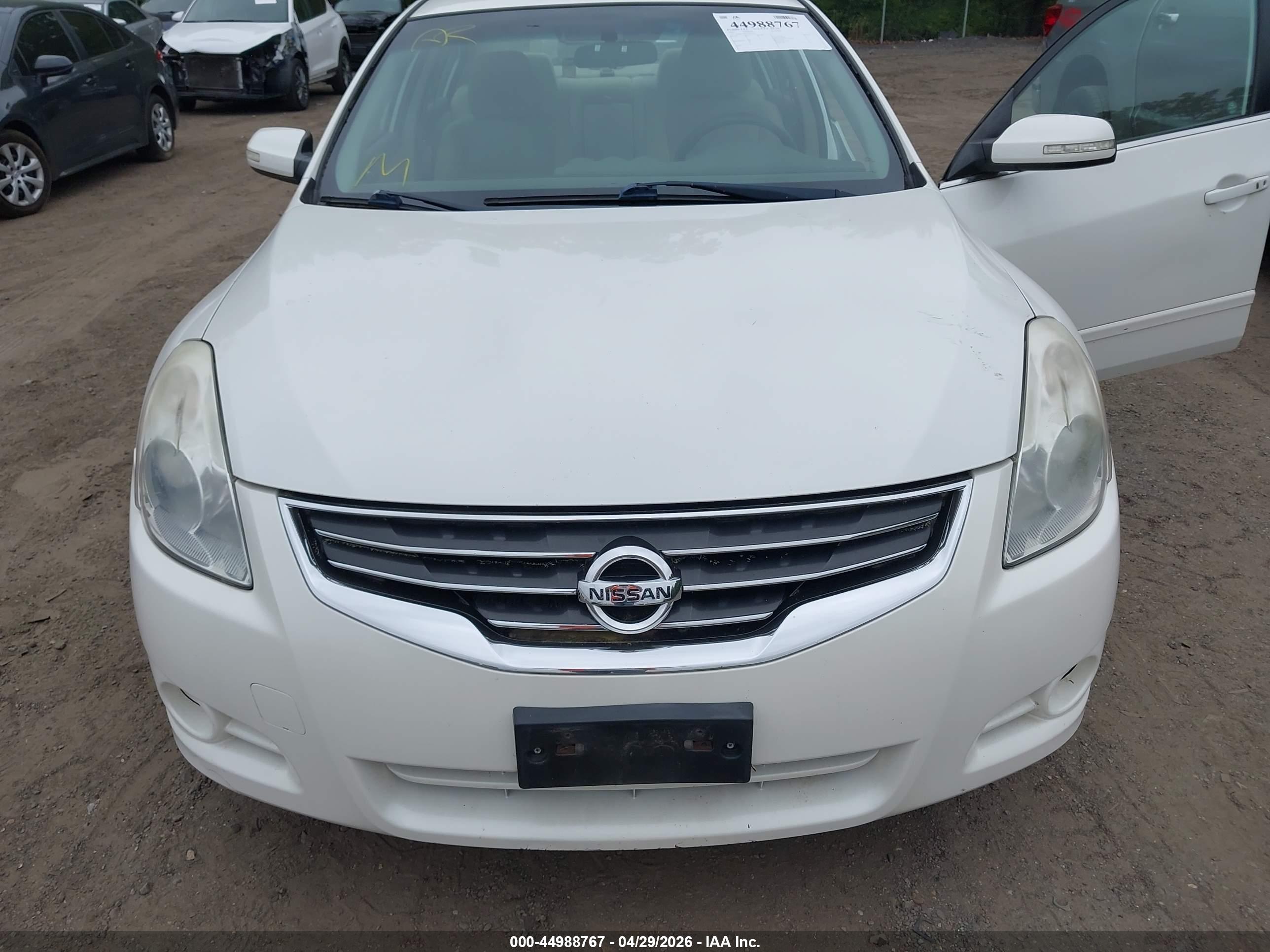 NISSAN ALTIMA image 6