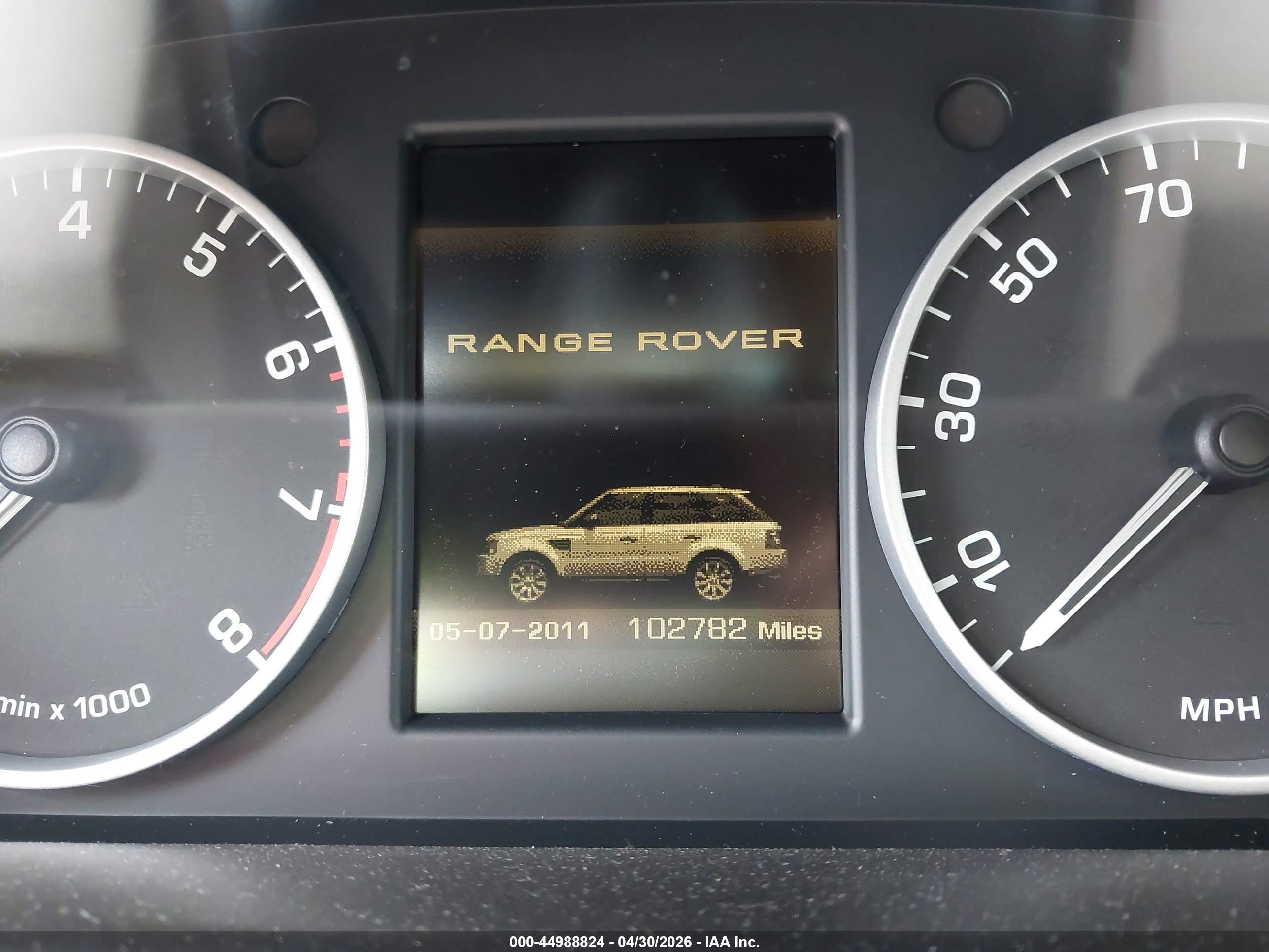 LAND ROVER image 7