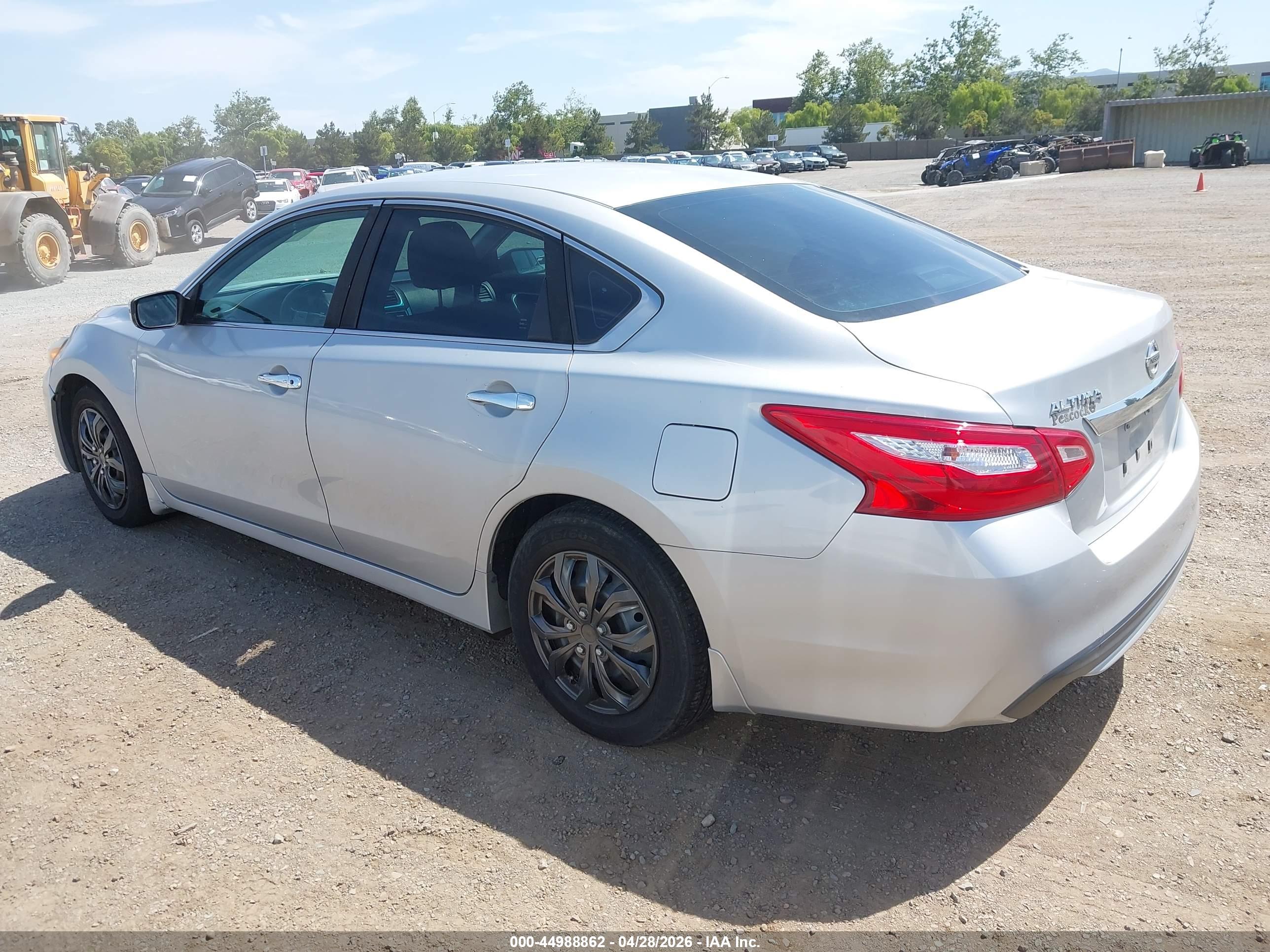 NISSAN ALTIMA image 3
