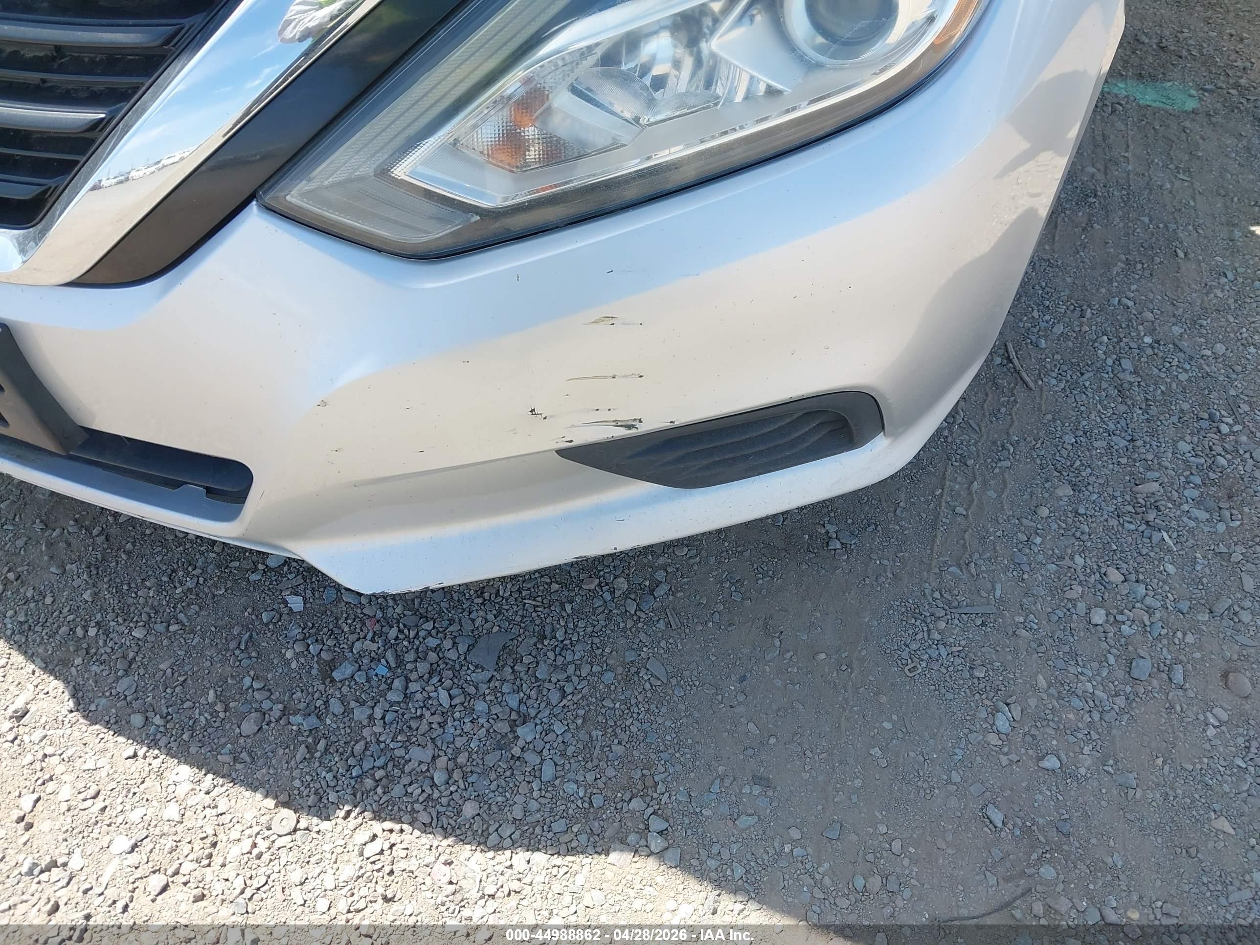 NISSAN ALTIMA image 6