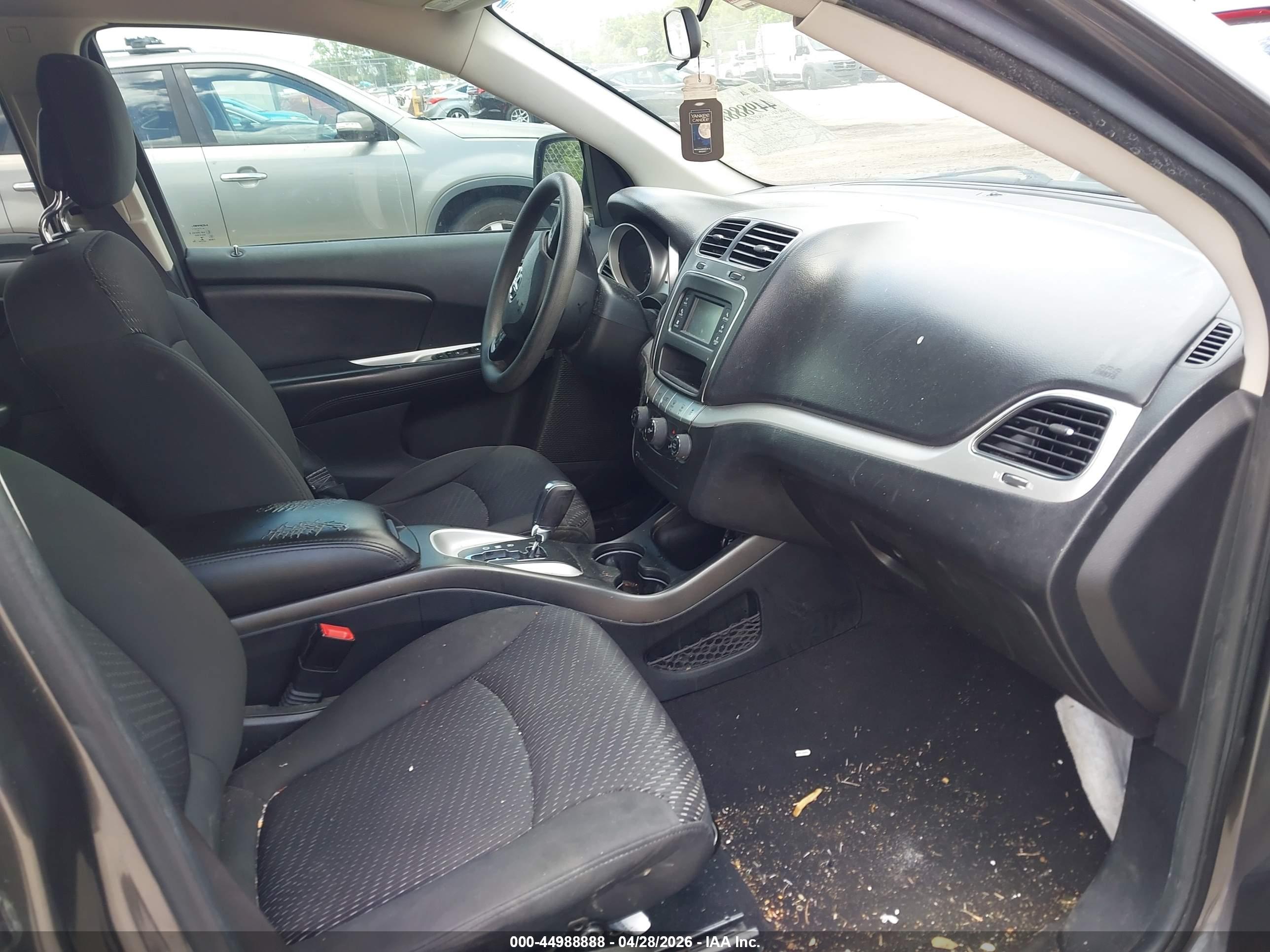 DODGE JOURNEY image 5
