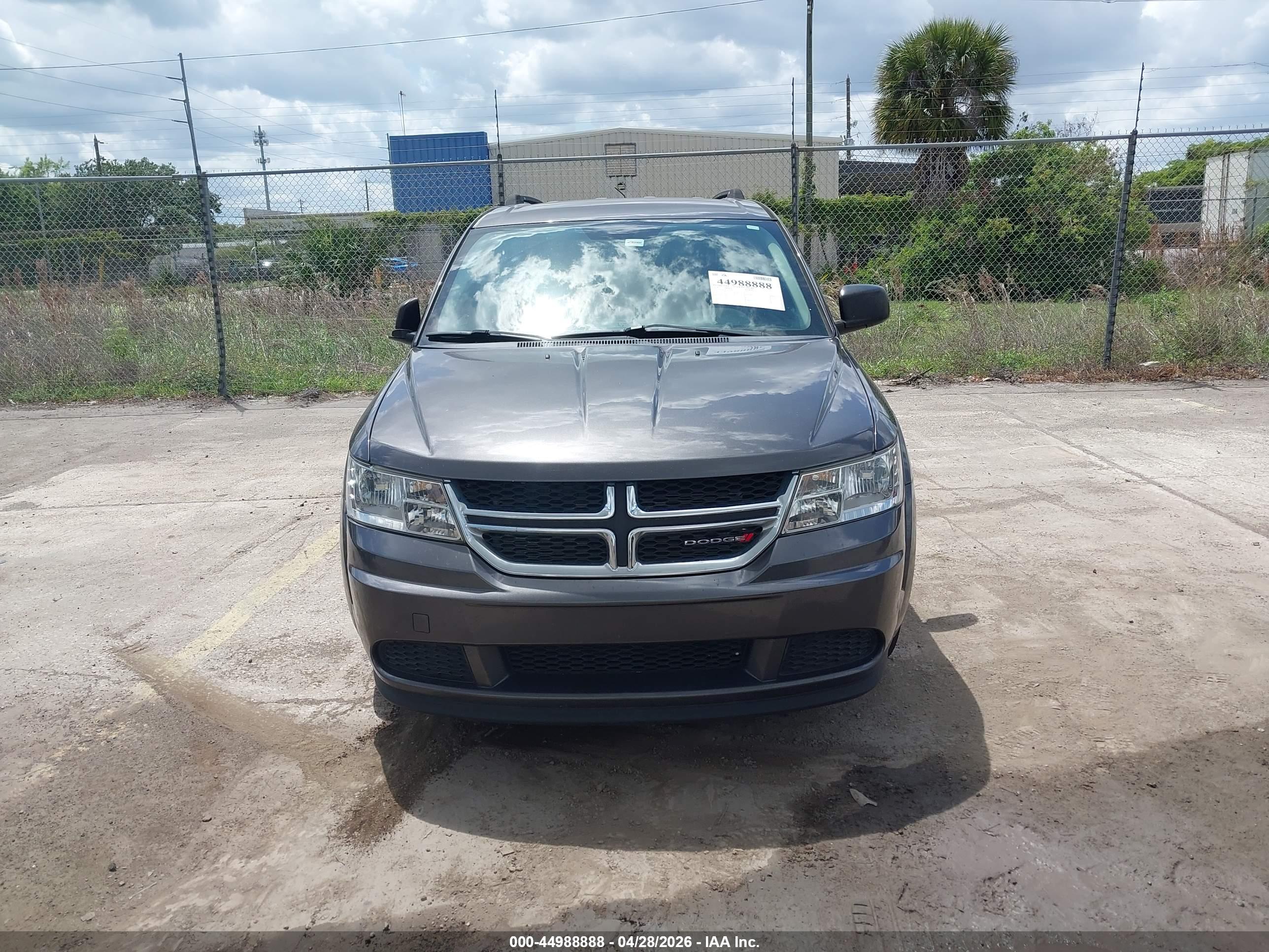 DODGE JOURNEY image 6