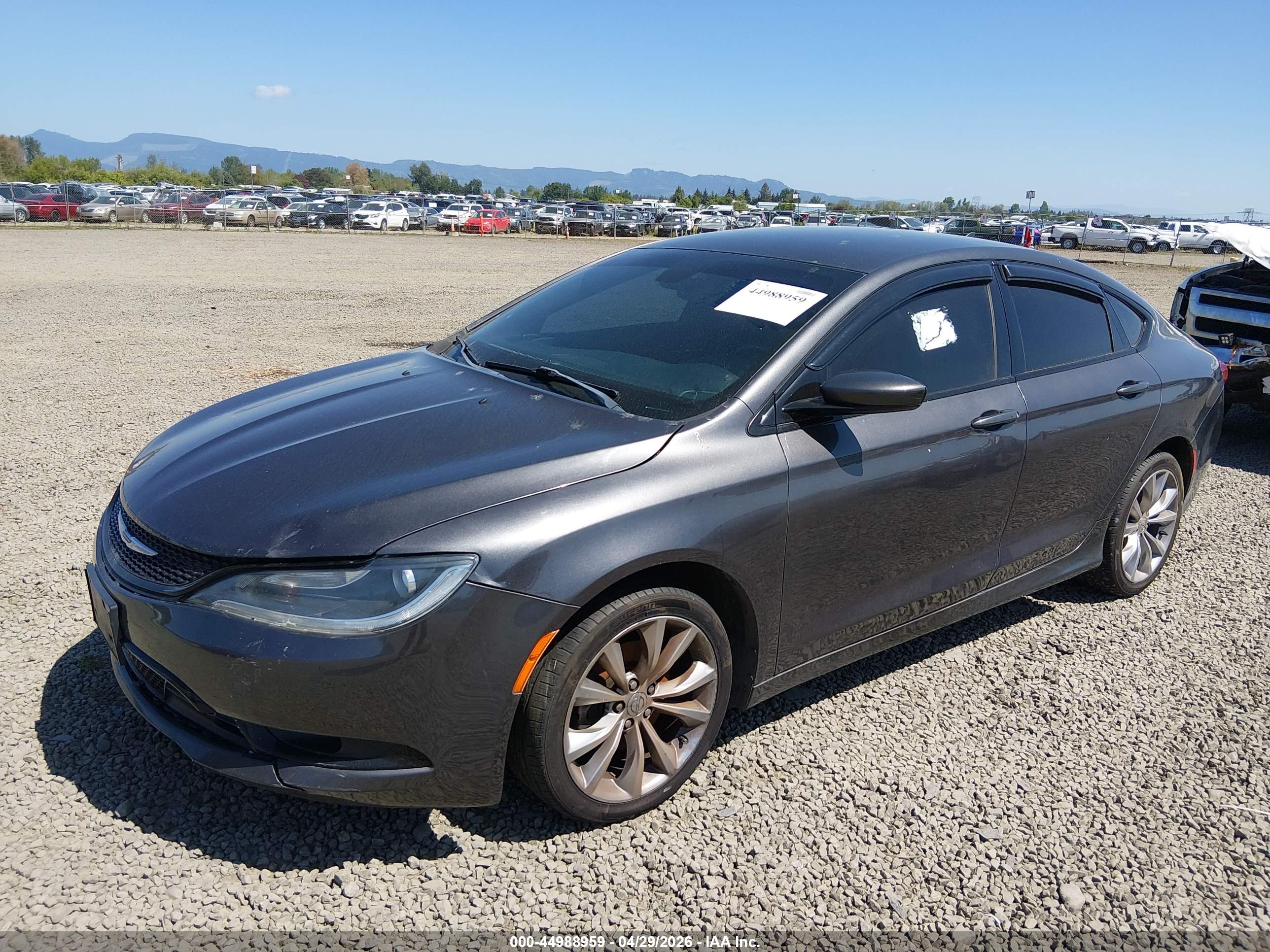 CHRYSLER 200 image 2