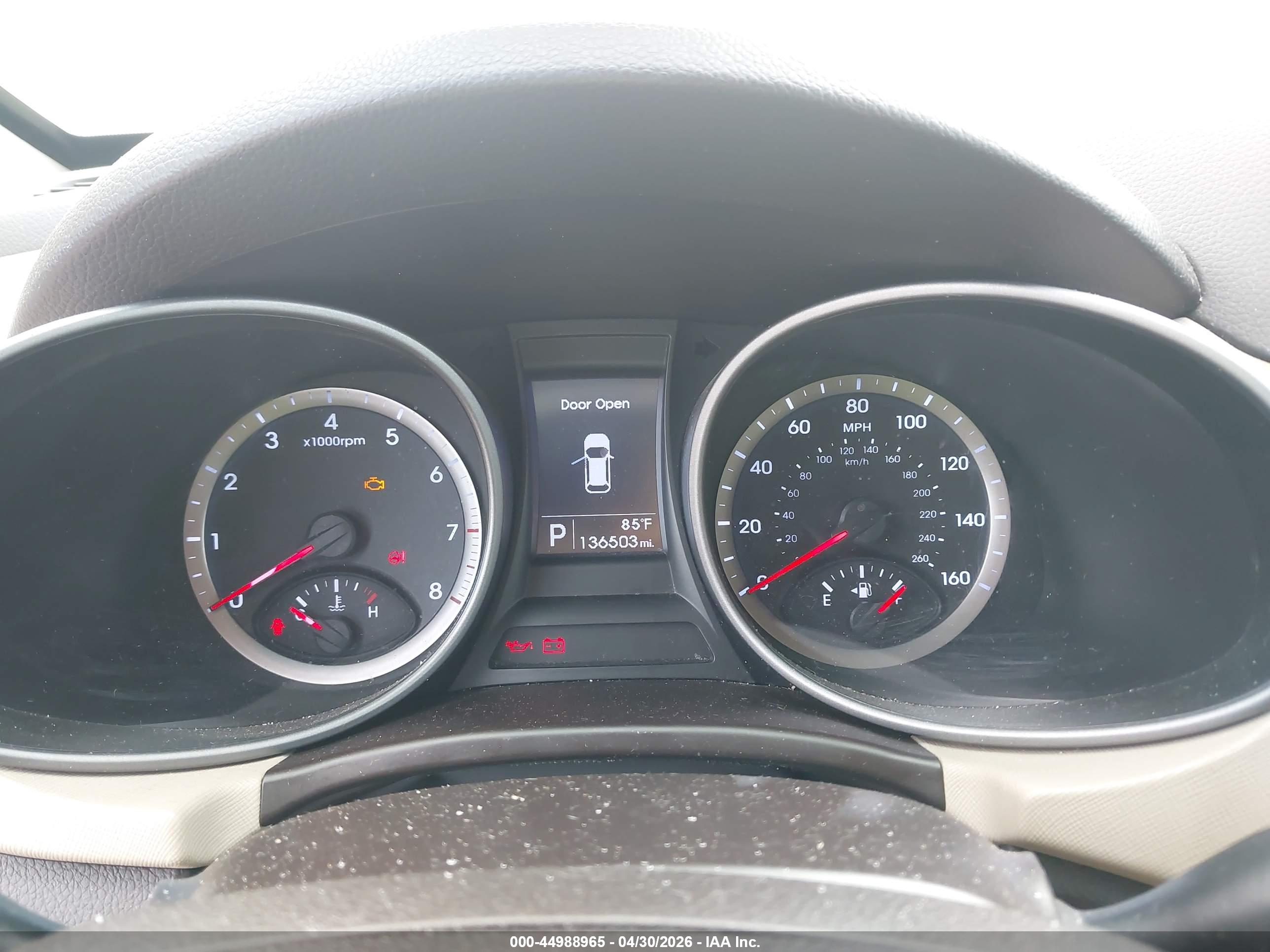 HYUNDAI SANTA image 7