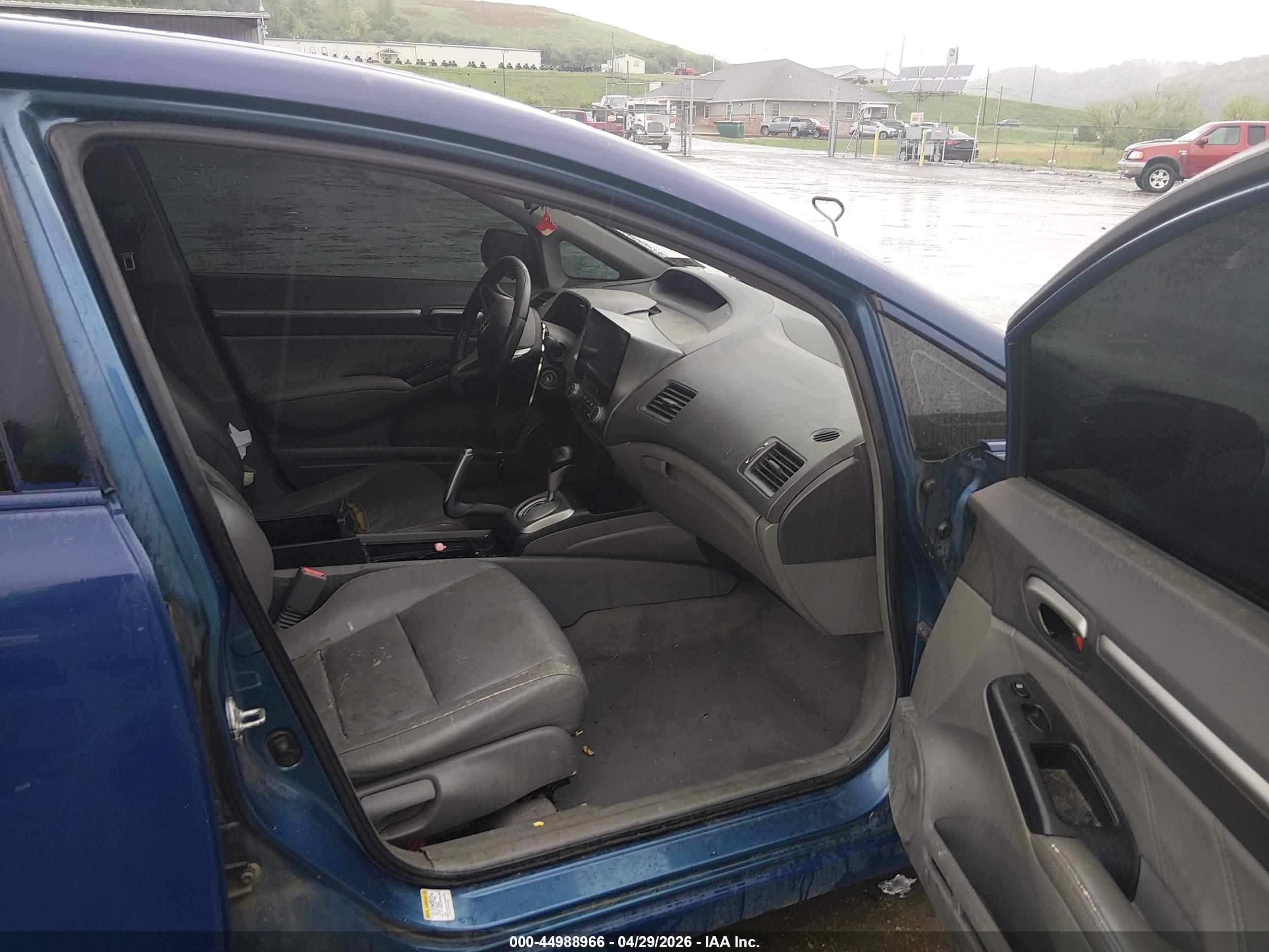 HONDA CIVIC image 5