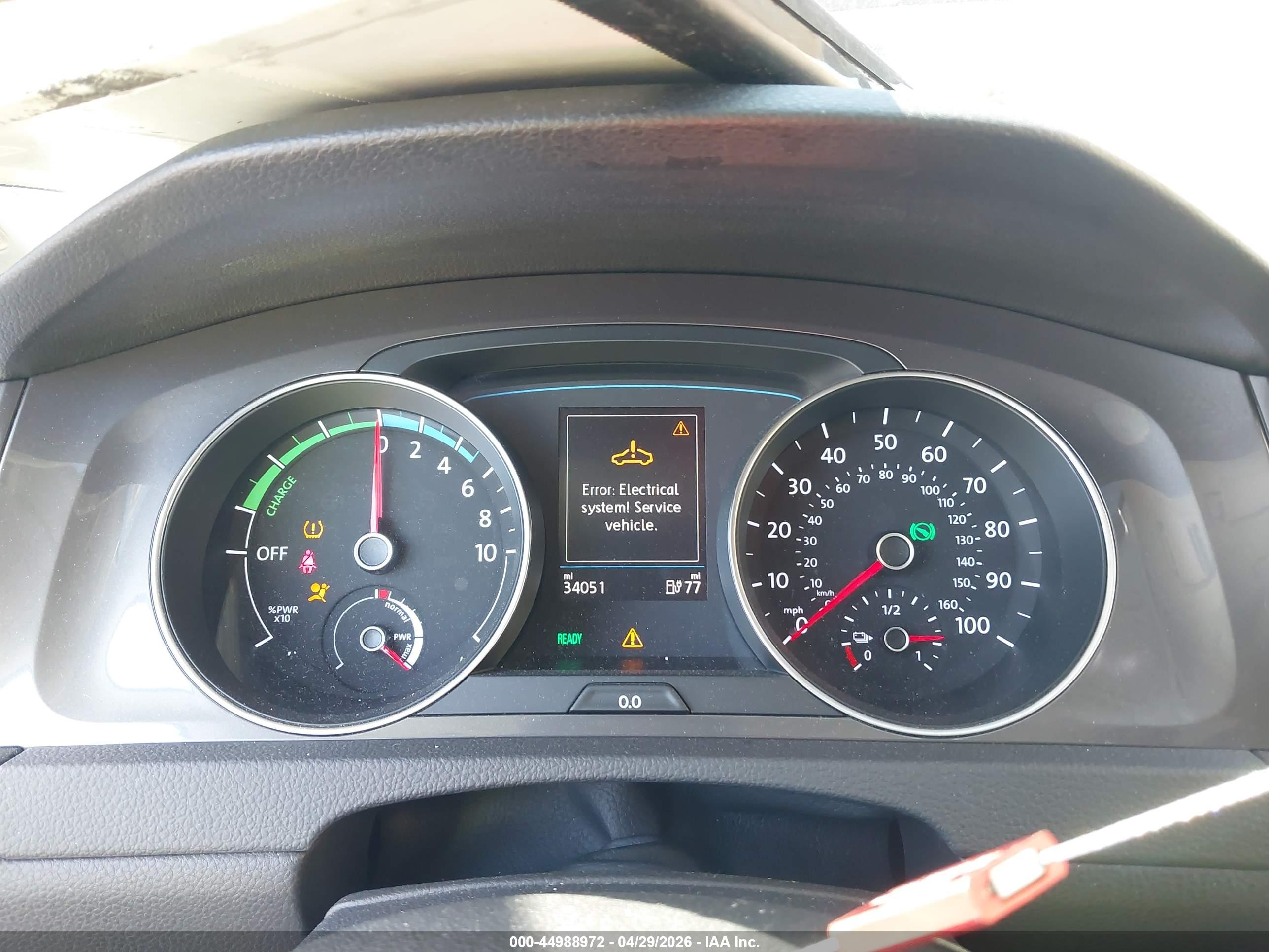 VOLKSWAGEN E-GOLF image 7