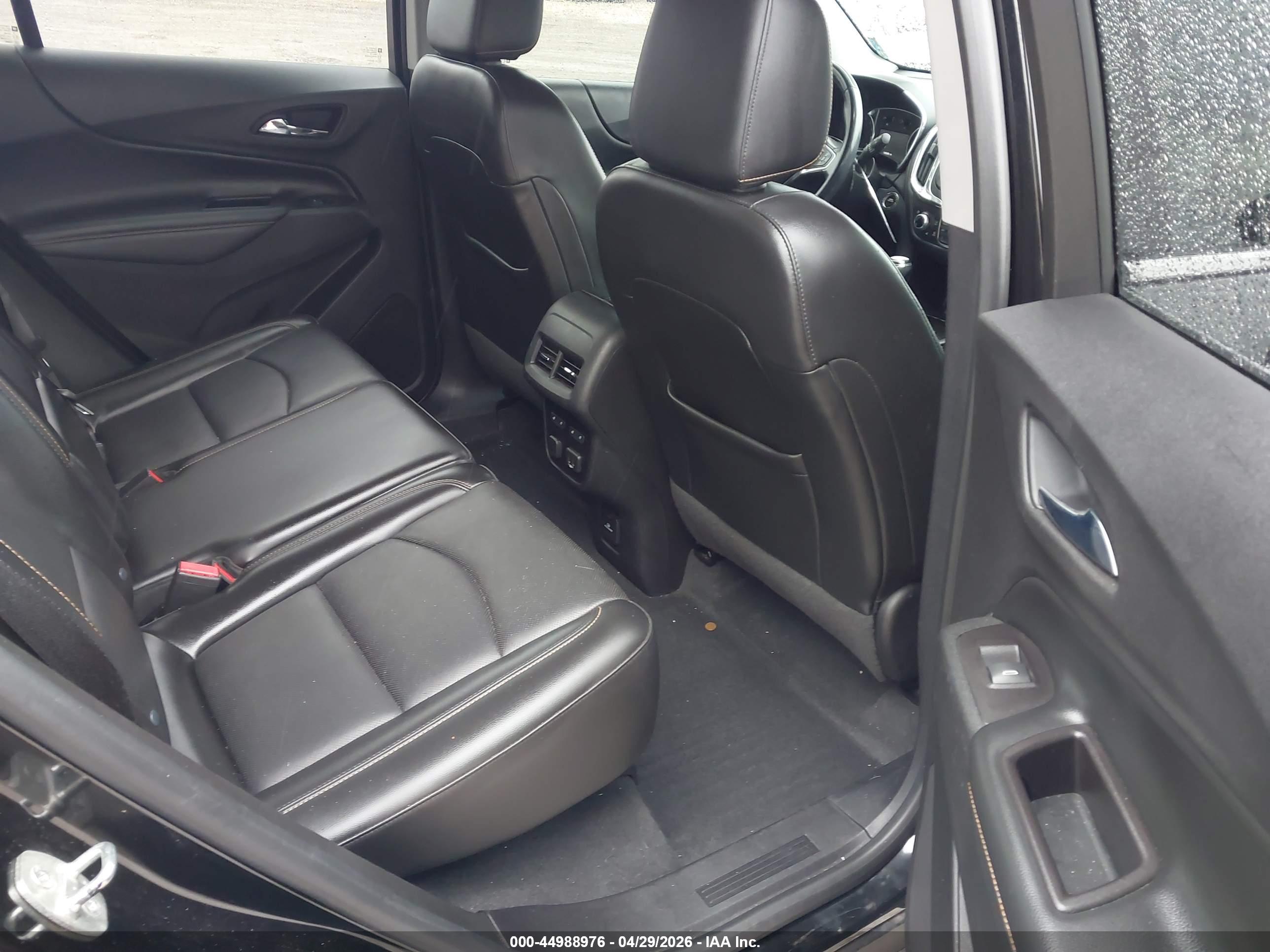 CHEVROLET EQUINOX image 8